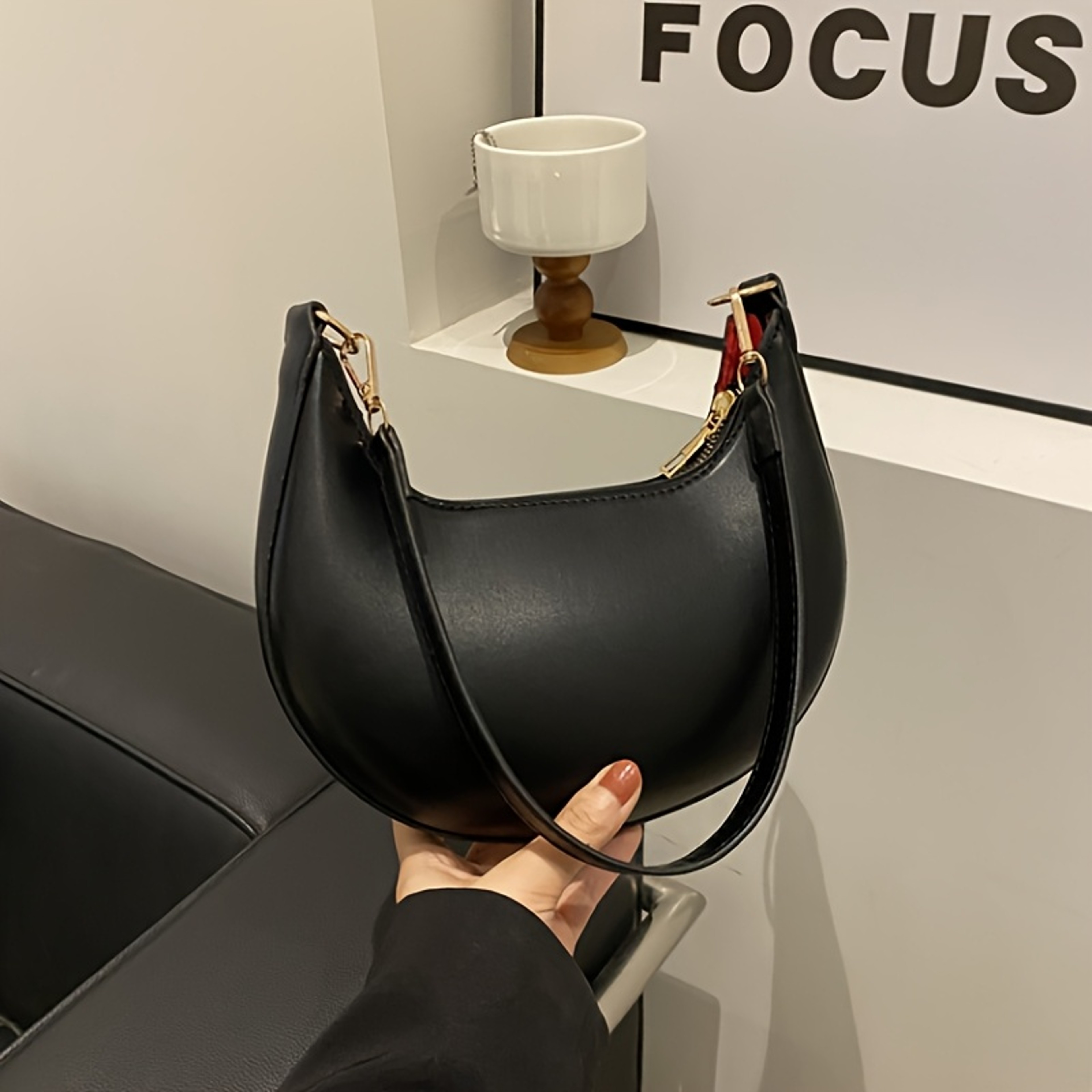 Luxury Moon Shoulder Bag For Women  Chic Crescent PU Leather Shoulder Purse 2
