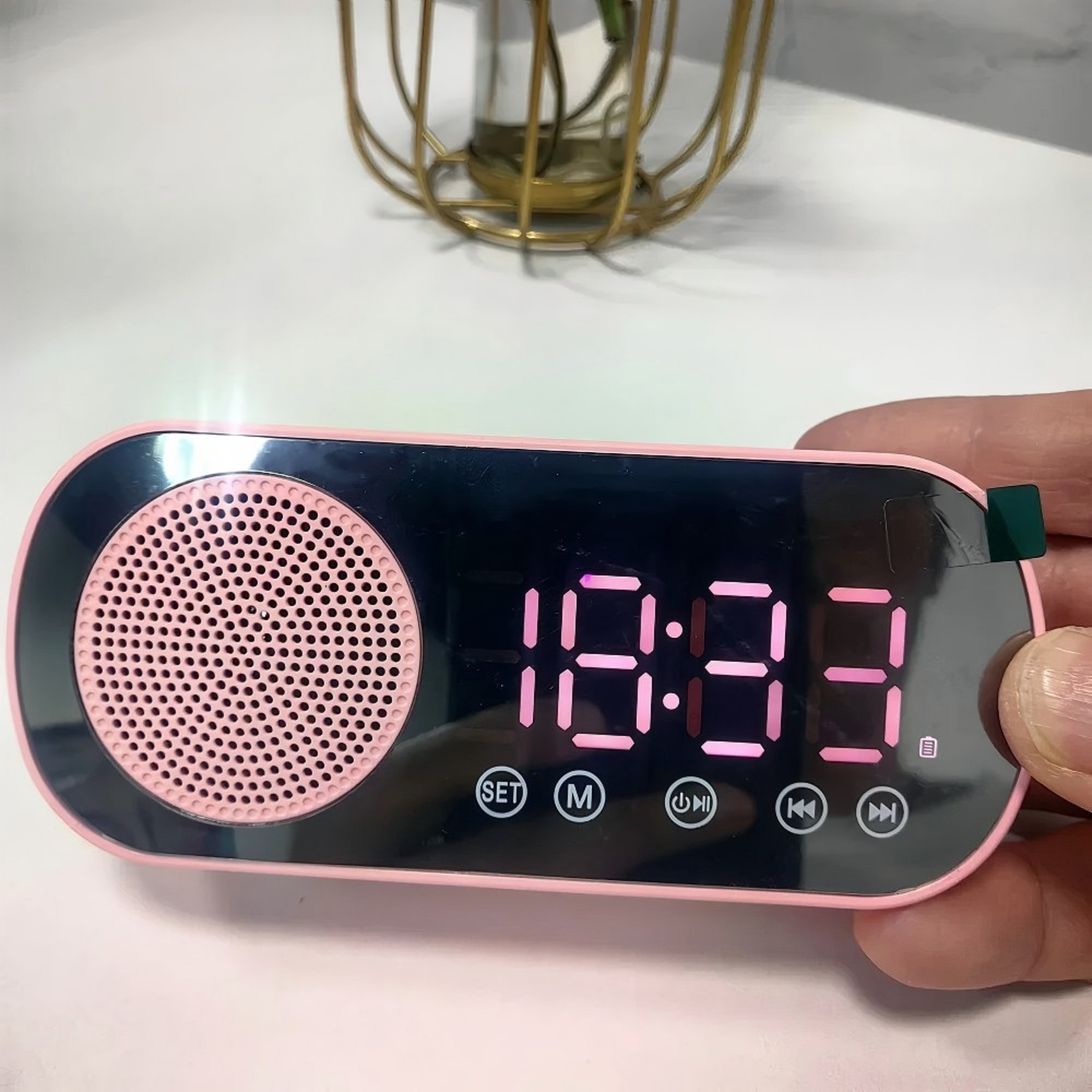Bluetooth Alarm Clock With Mirror Digital Clock FM Radio  Wireless Speaker 6