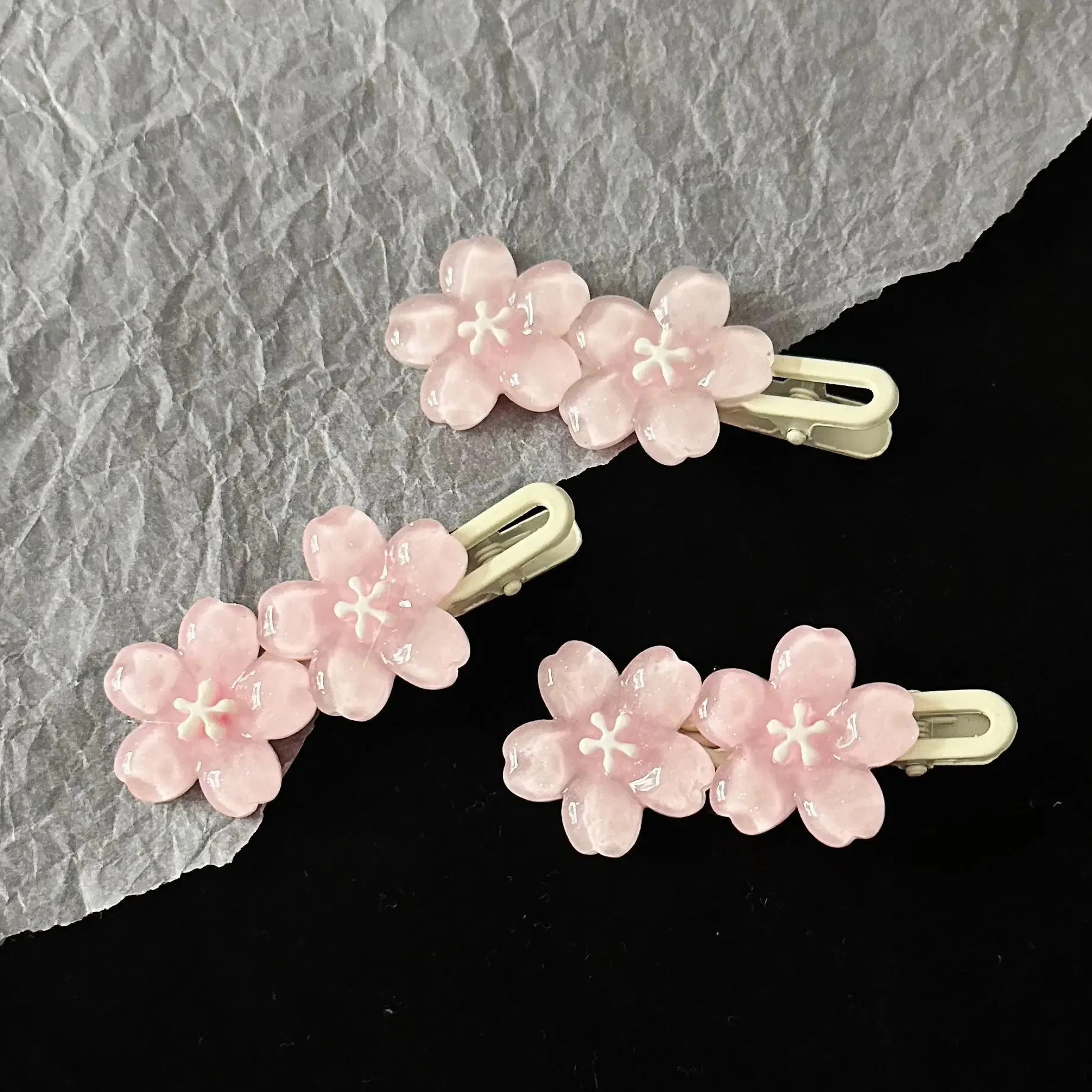 Cherry Blossom Hair Clips For Girls Kawaii Flower Hair Barrettes For Side Bangs  Everyday Styling 4