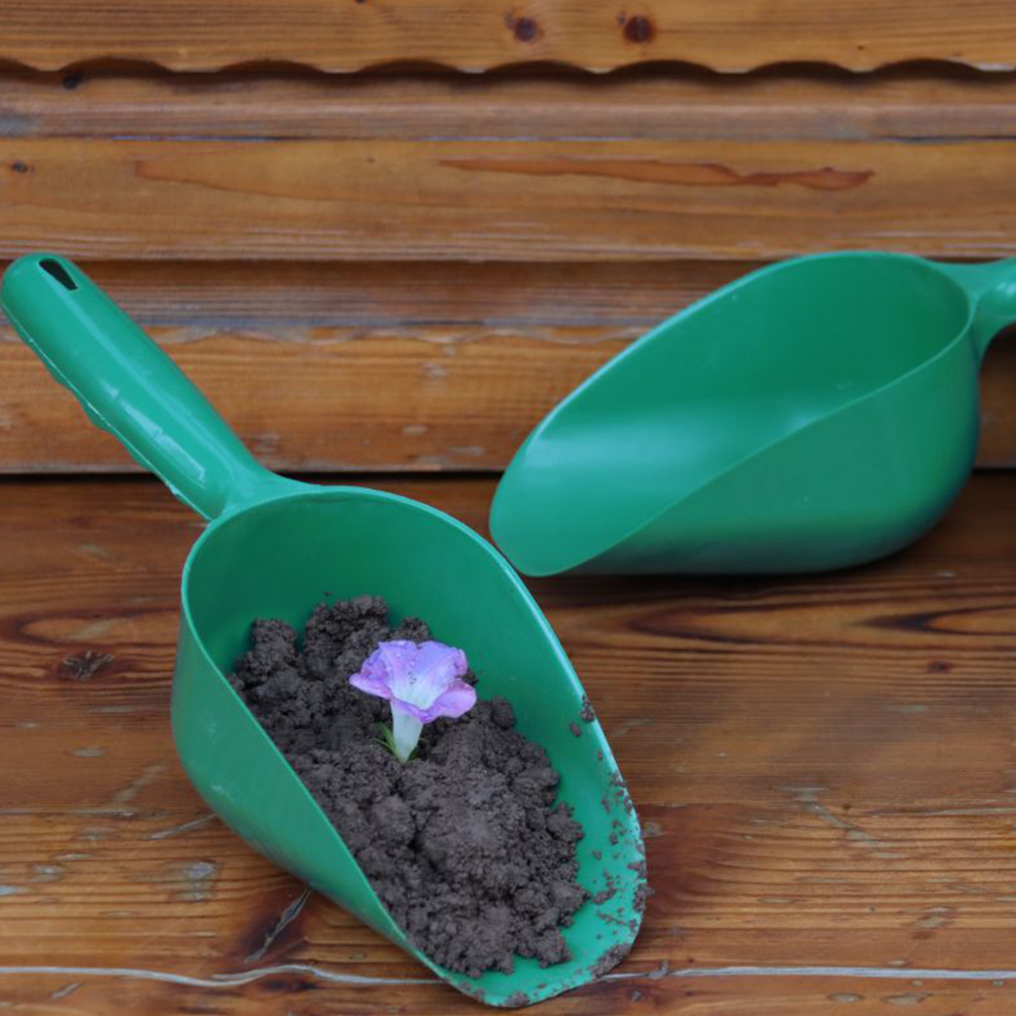 Multi Functional Plastic Garden Shovel Hand Trowel for Potting and Soil Care – view 5