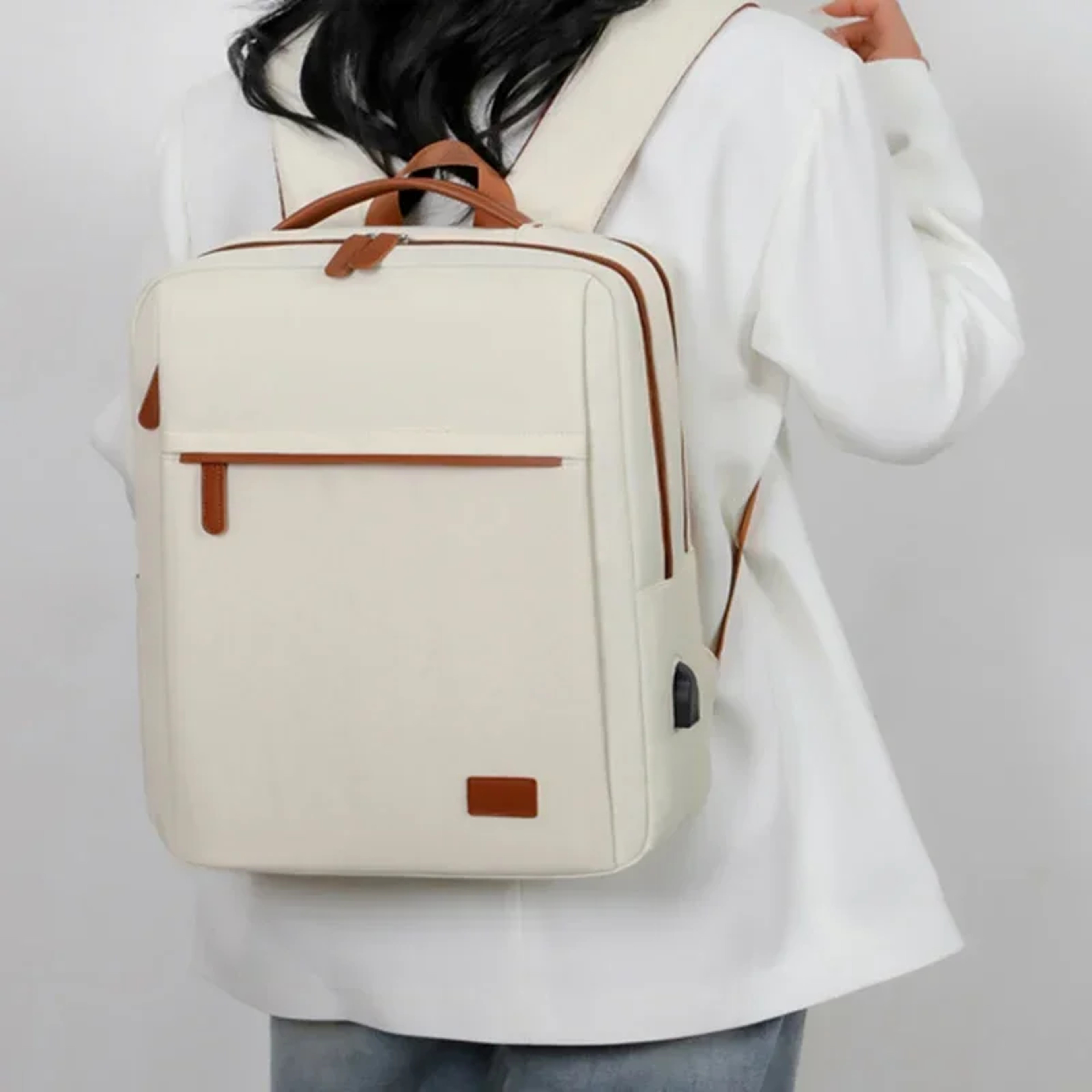 Large Capacity Laptop Backpack With USB Charging Port For Travel And Work 0