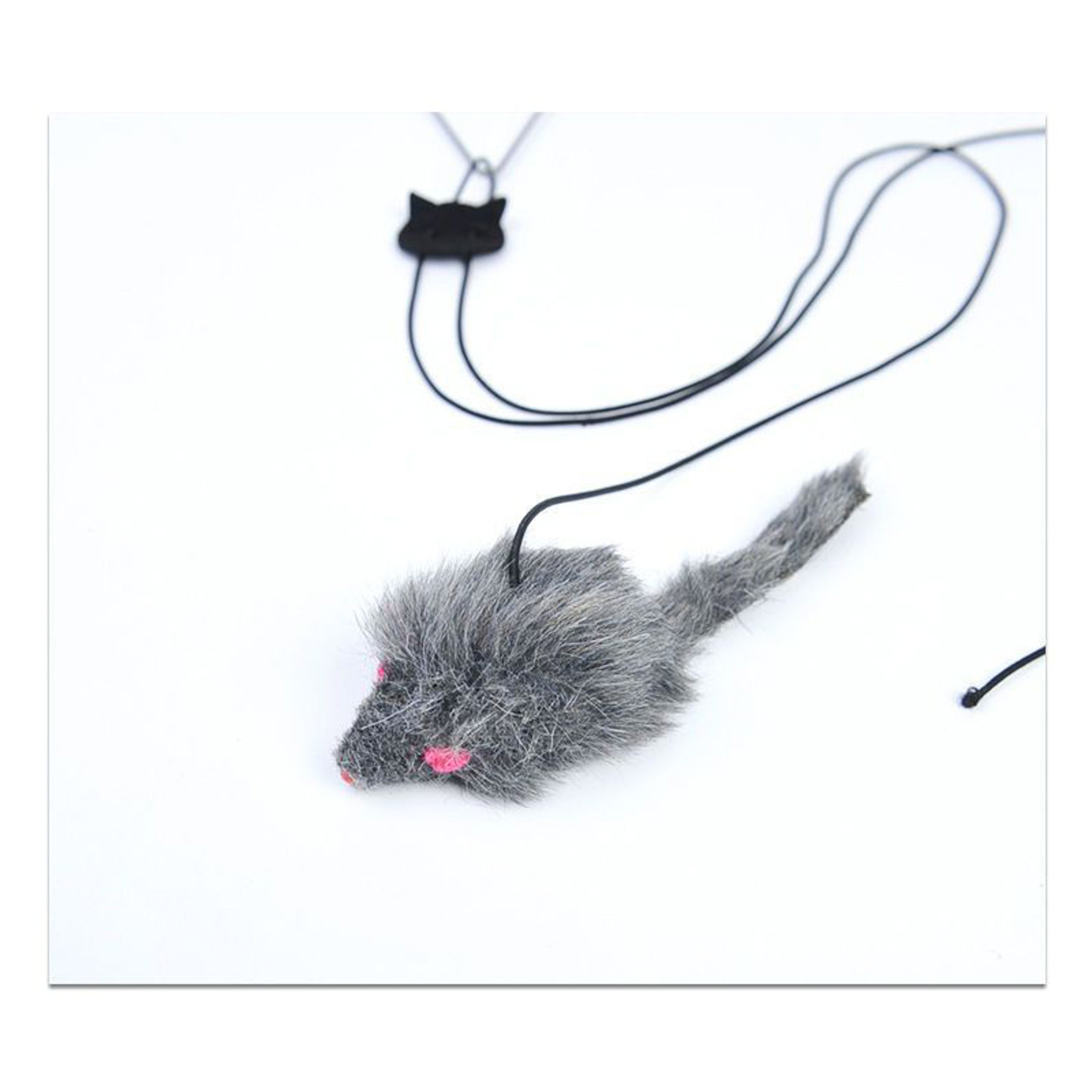 Hanging Mouse Cat Toy with Elastic Door Clip and Plush Teaser – view 3