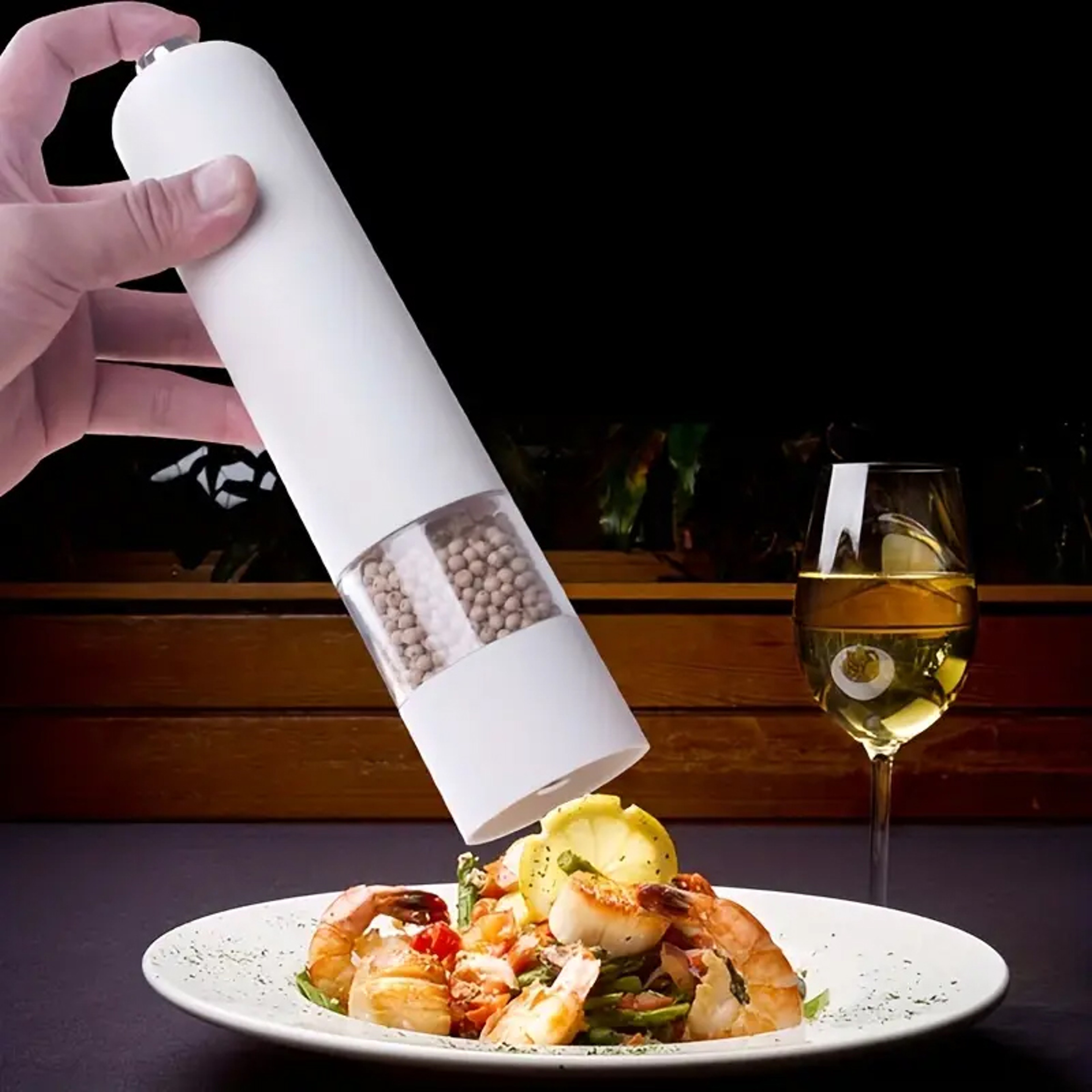 Electric Salt And Pepper Grinder Set With Adjustable Coarseness 0