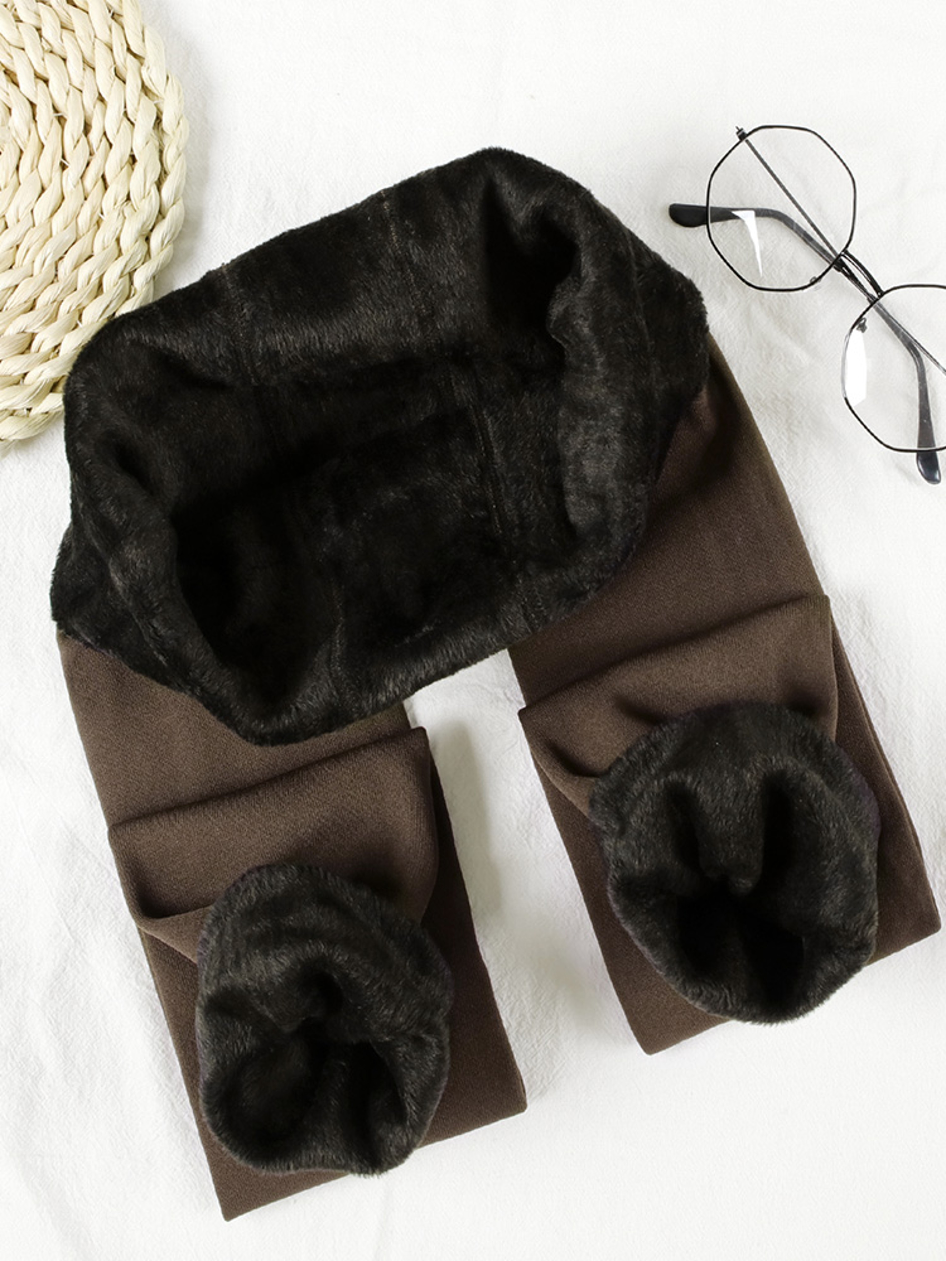 Women's High Waist Winter Leggings with Thick Velvet Stretch Fabric – view 9