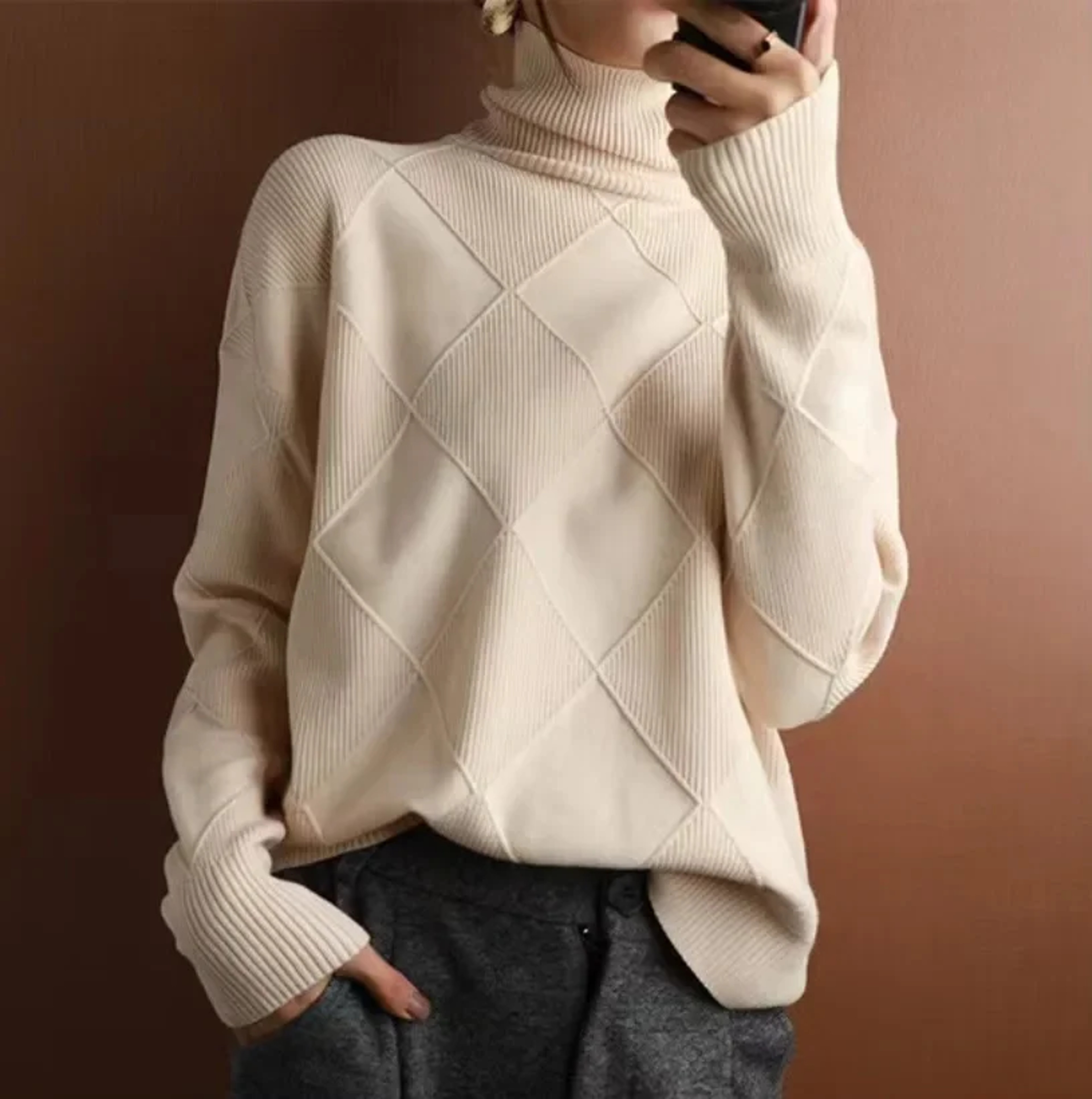 Women's Slim Fit Turtleneck Sweater with Long Sleeves – view 8