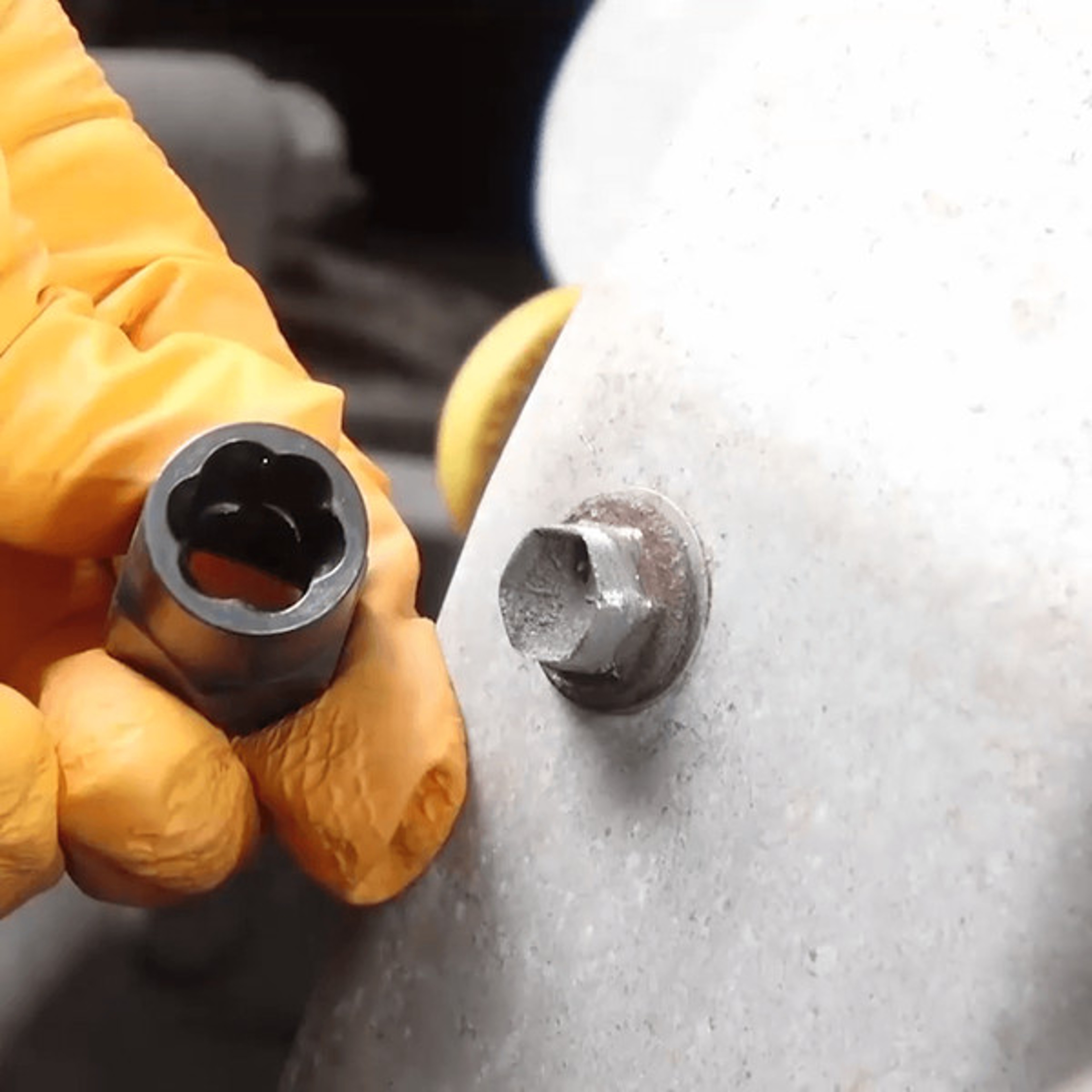 damaged nut remover