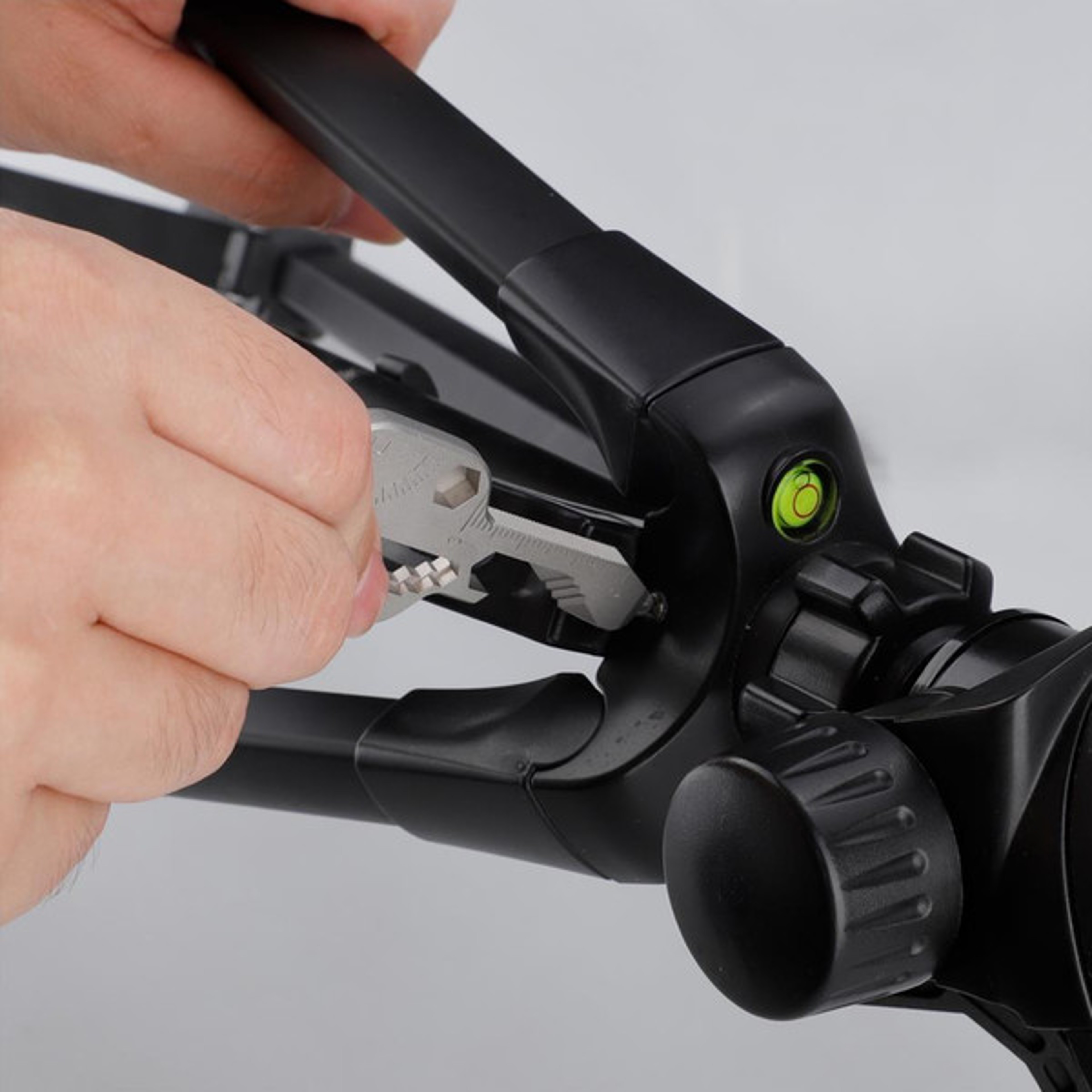 24 in1 multi tool key