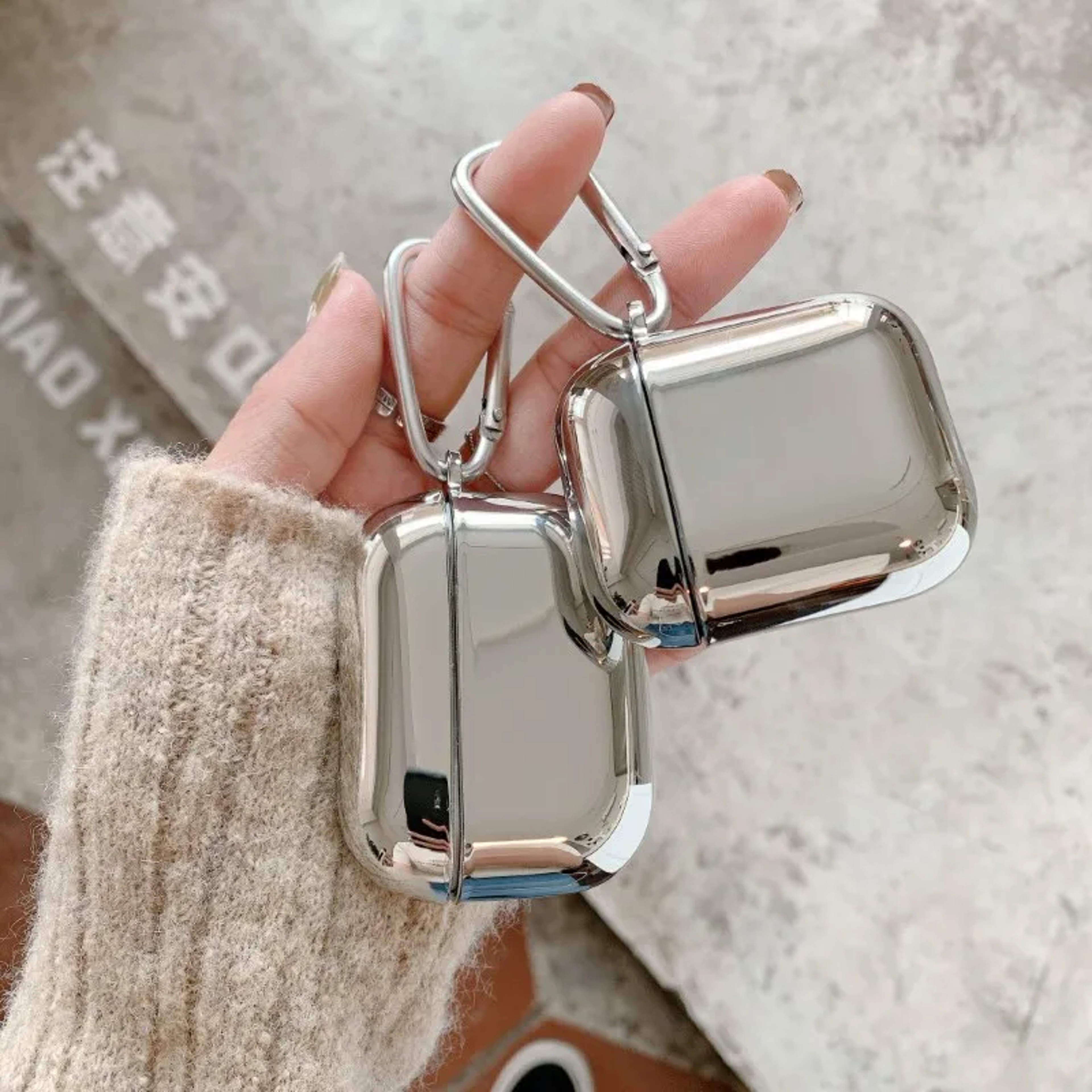 Apple Airpods 1 2 3 4 Pro Pro2 Protective Earphone Case, Electroplated Mirror Silver, Stylish Cover With Hook – view 1