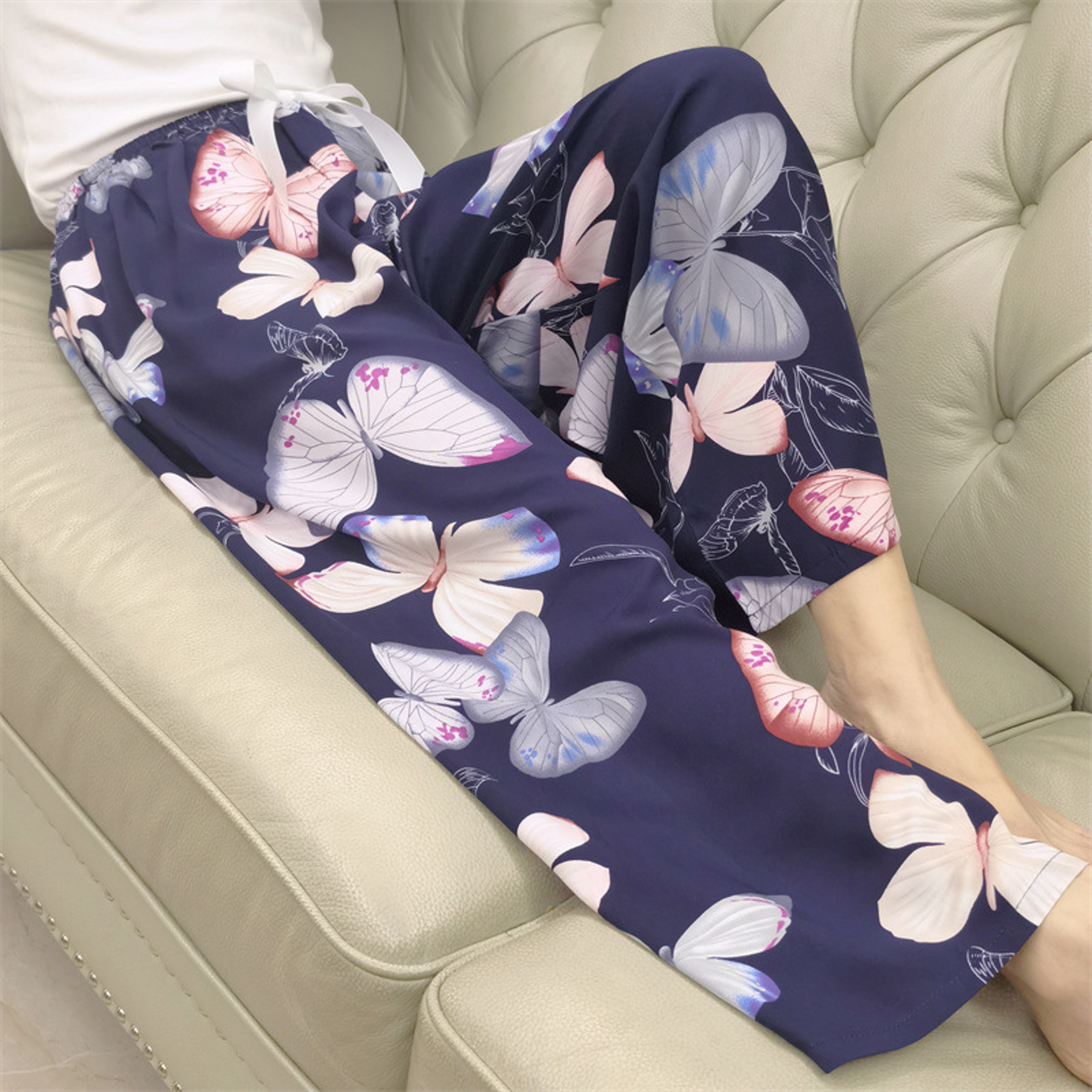 Women's Floral Print Pajama Pants, Loose Fit Viscose Loungewear, Anti Mosquito Wide Leg Pants for Summer and Autumn – view 10