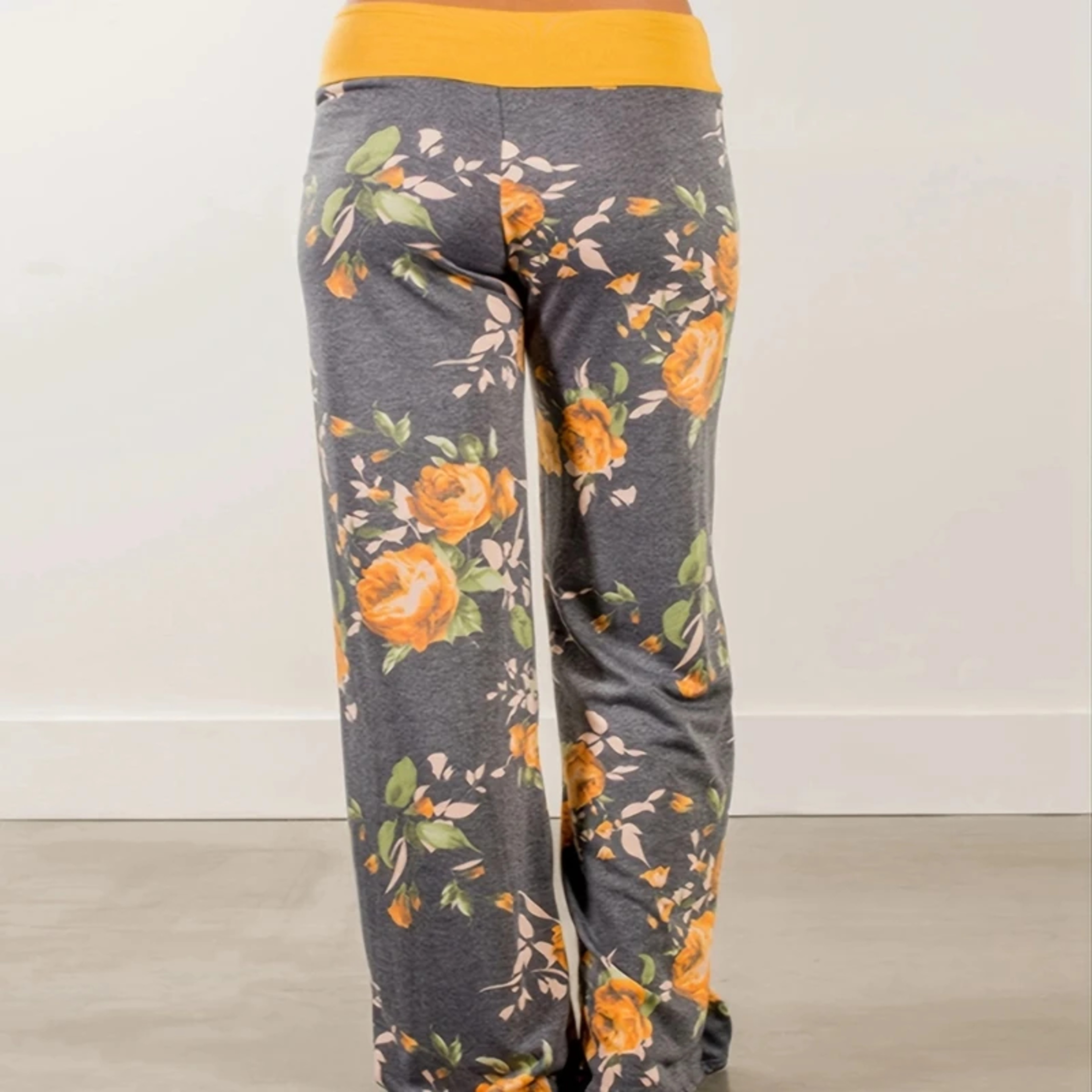 Women's Printed Wide Leg Pants, Loose and Comfortable Yoga Pants with Drawstring, Casual Comfort Wear – view 6