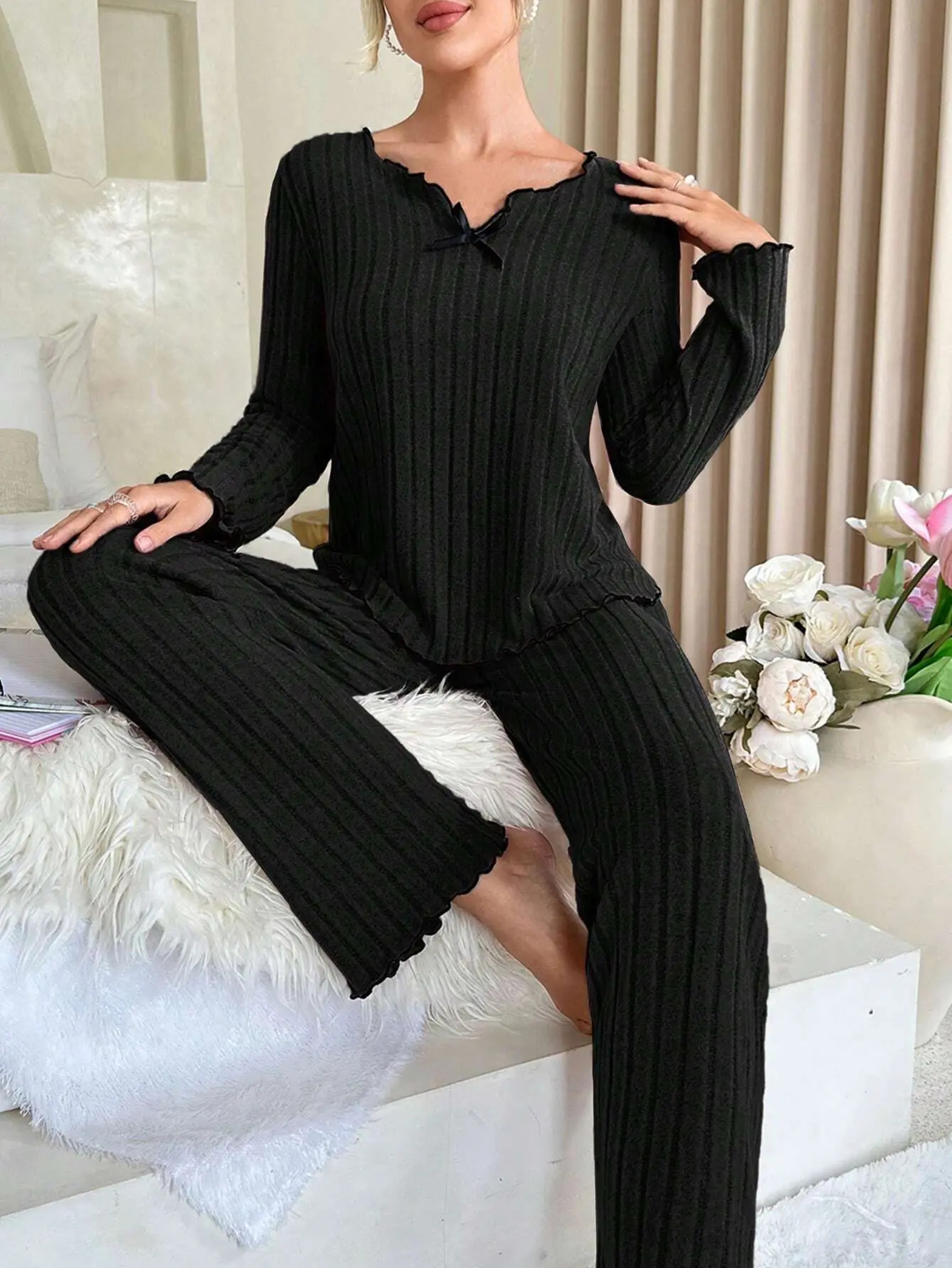 Women's Cozy Winter Pajama Set, Long Sleeve Top and Trousers, 2 Piece Loungewear, Casual Homewear – view 9