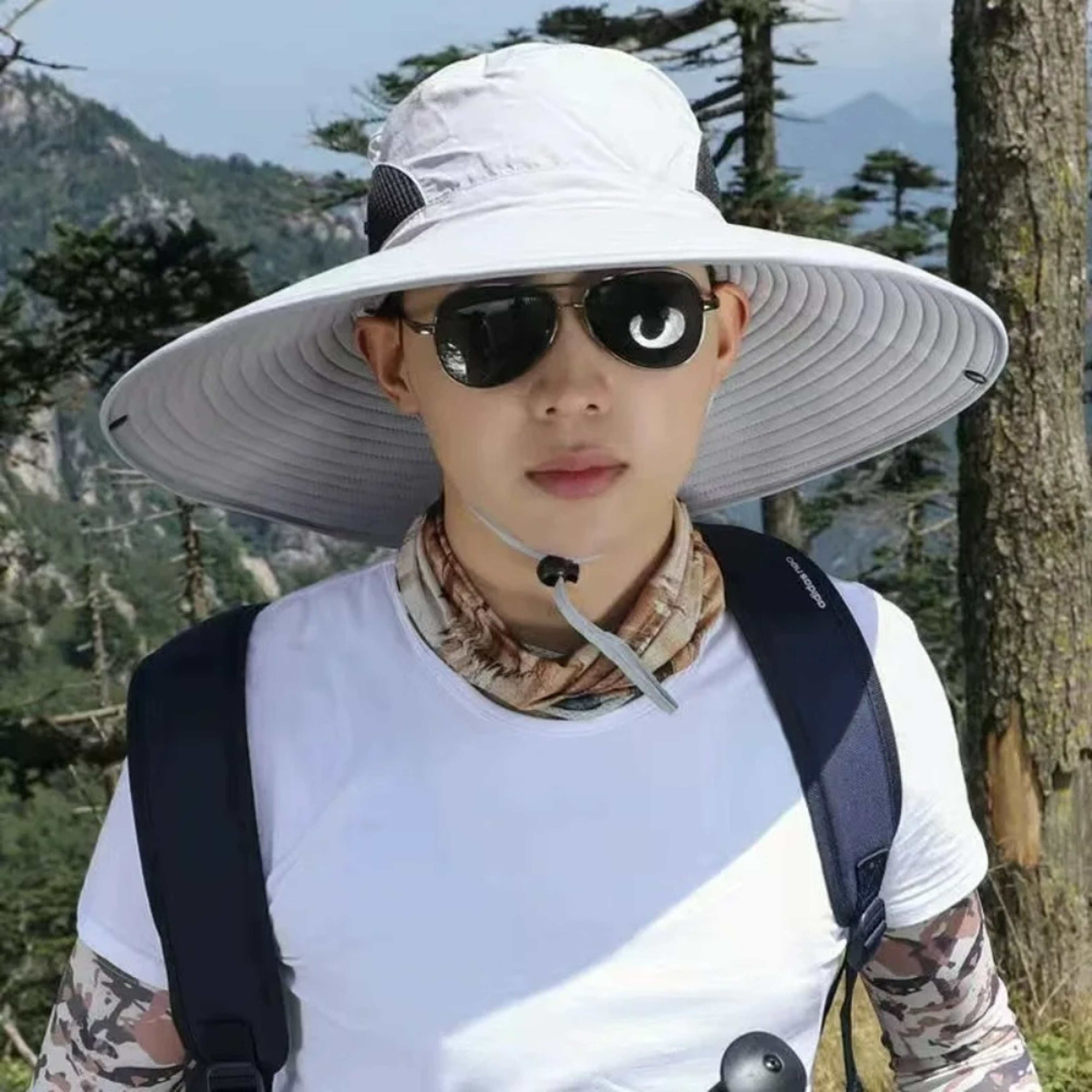 Foldable UV Protection Fishing Sun Hat Breathable Mesh Wide Brim Beach Hat 1