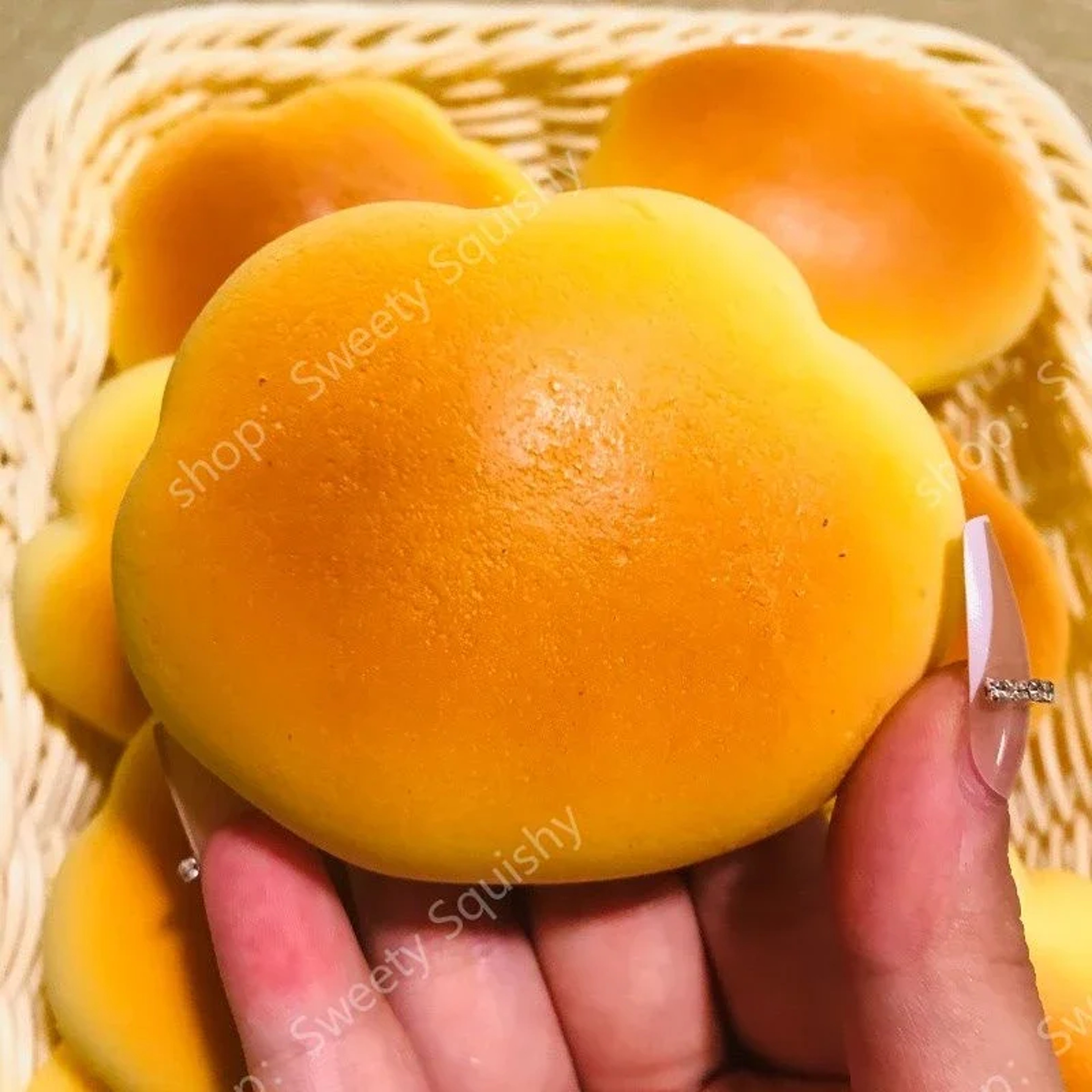 Cloud Bread Squishy Stress Relief Toy Slow Rebound Squeeze Fidget For Relaxation 3