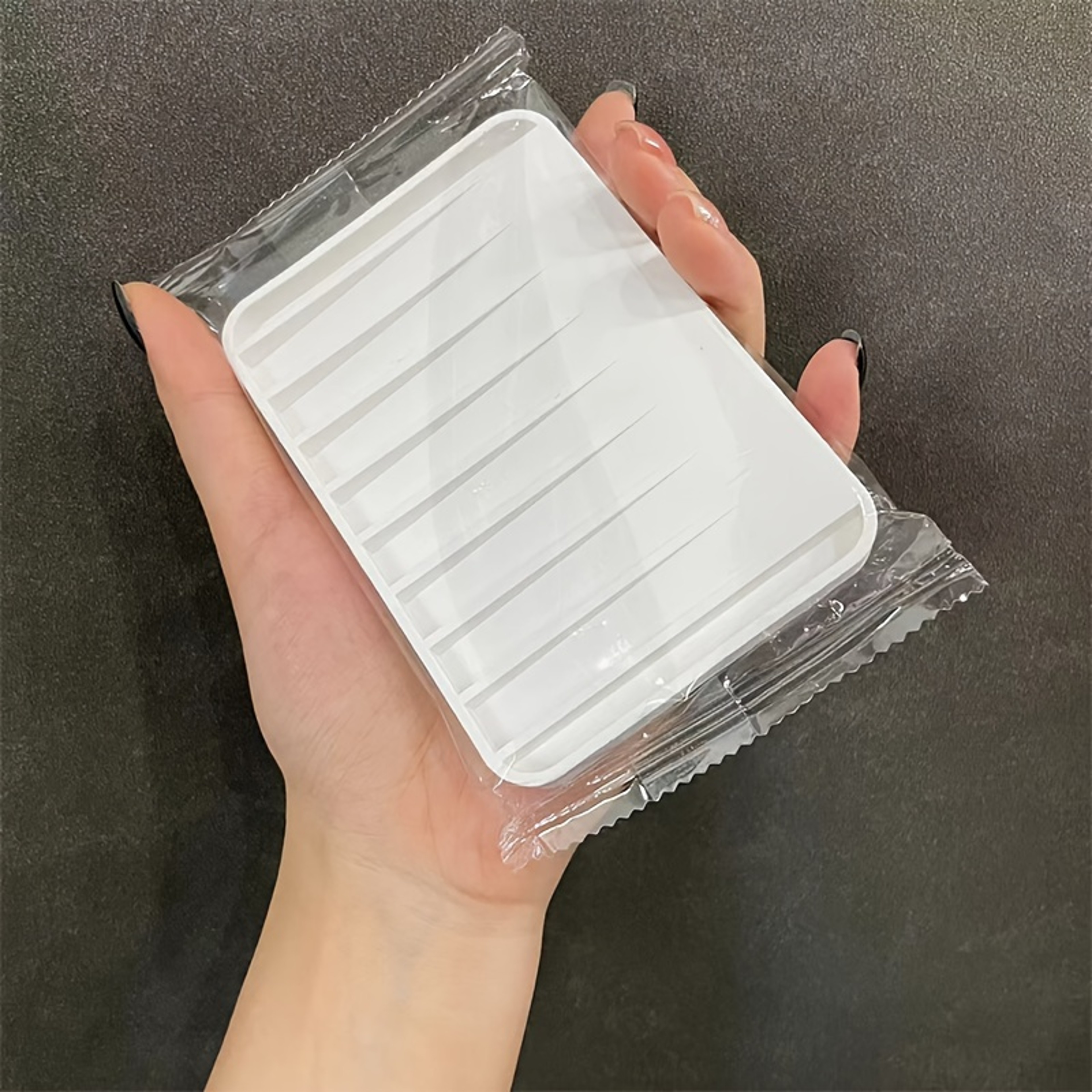 Silicone Soap Holder Draining Soap Dish Non Slip Bathroom  Kitchen Soap Saver Tray 6