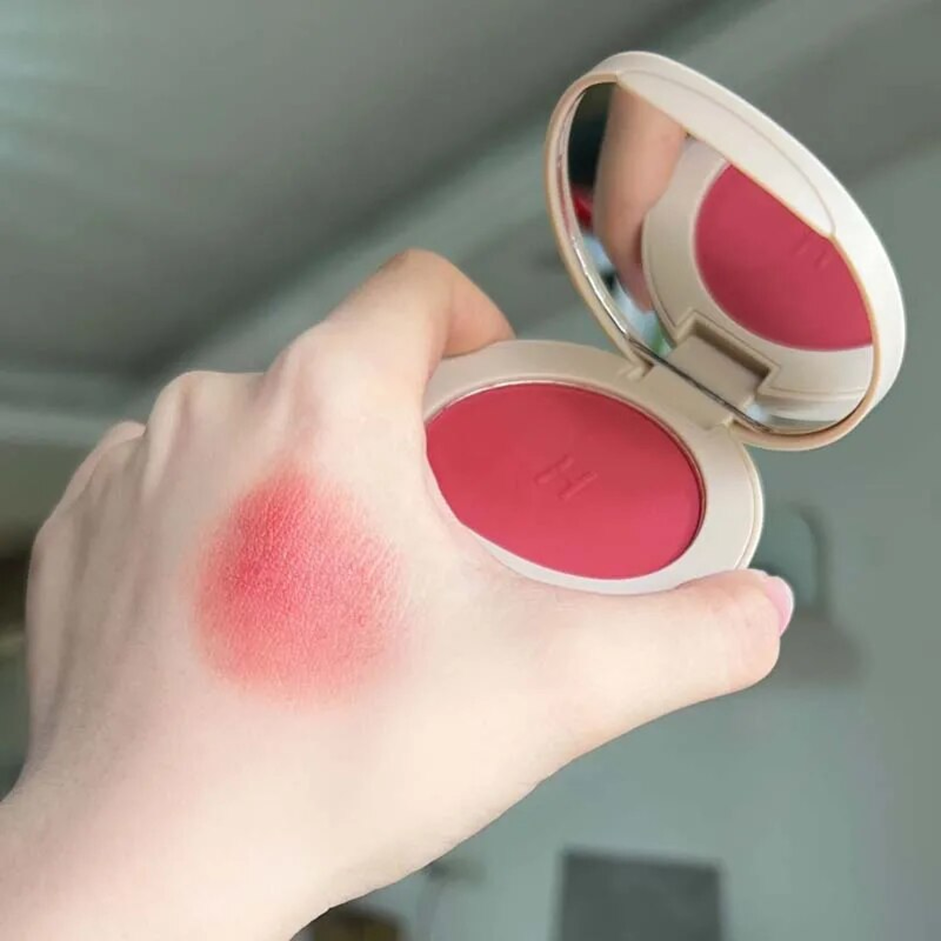 HERORANGE Matte Blush Waterproof Long Lasting Powder Blush For Natural Radiant Cheeks 4