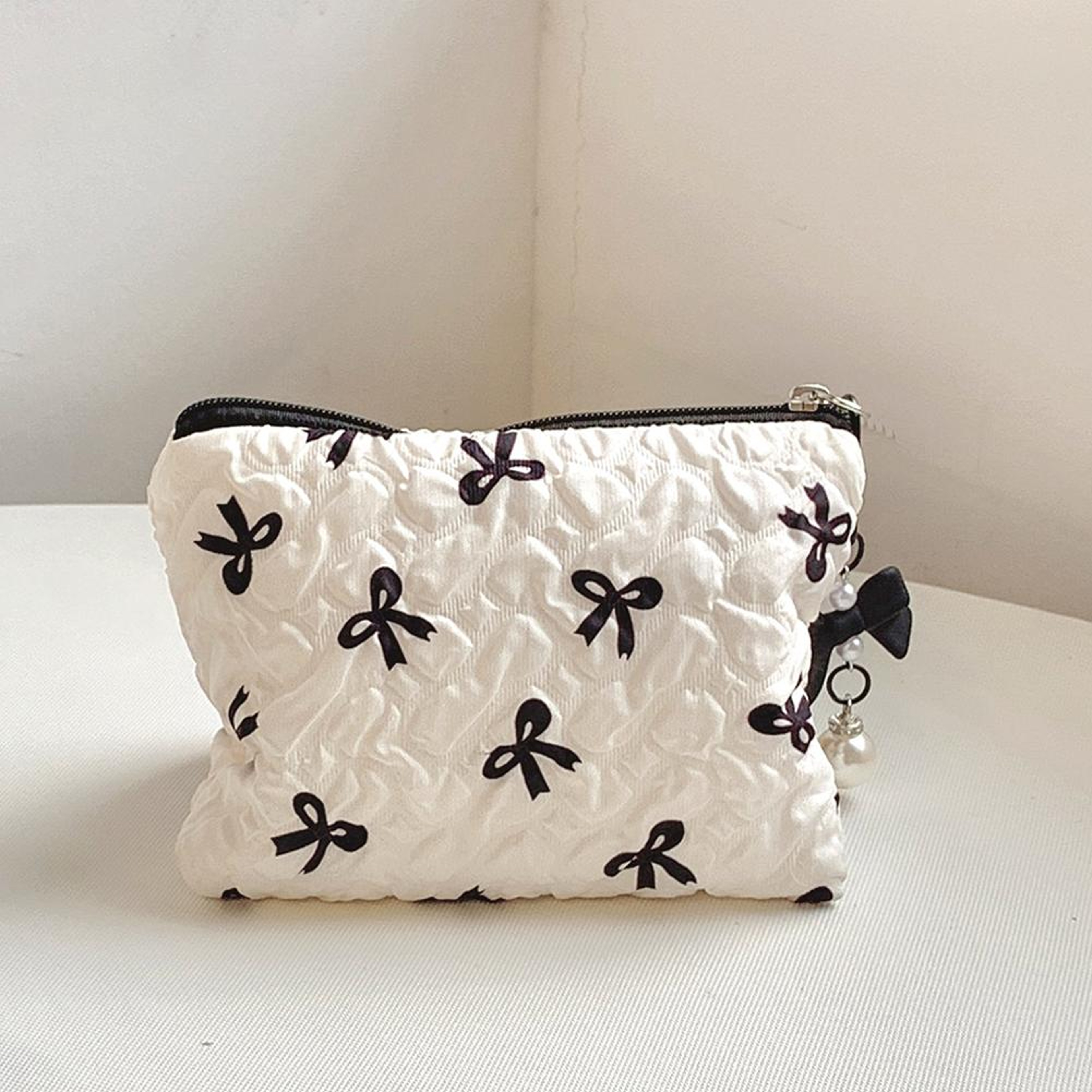 Large Capacity Canvas Makeup Bag With Bow Travel Cosmetic Organizer For Women 2