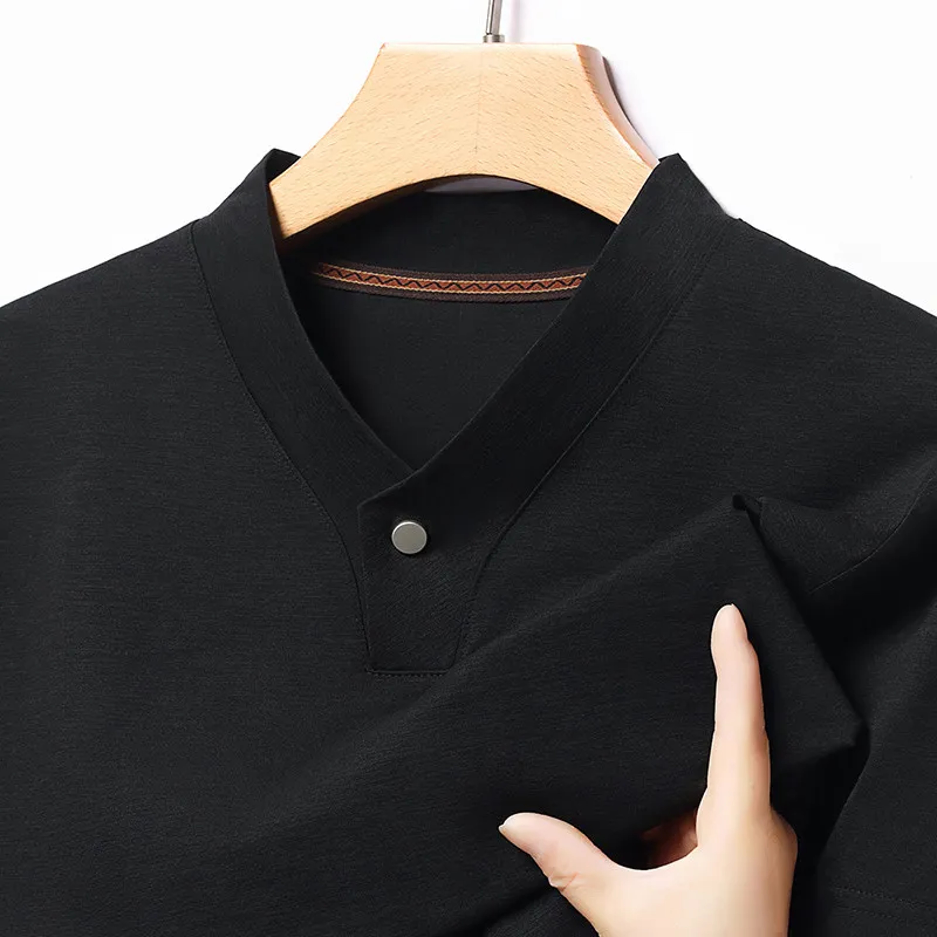 Korean Style Men's Casual V Neck Short Sleeve T Shirt Breathable One Button Summer Top – view 5