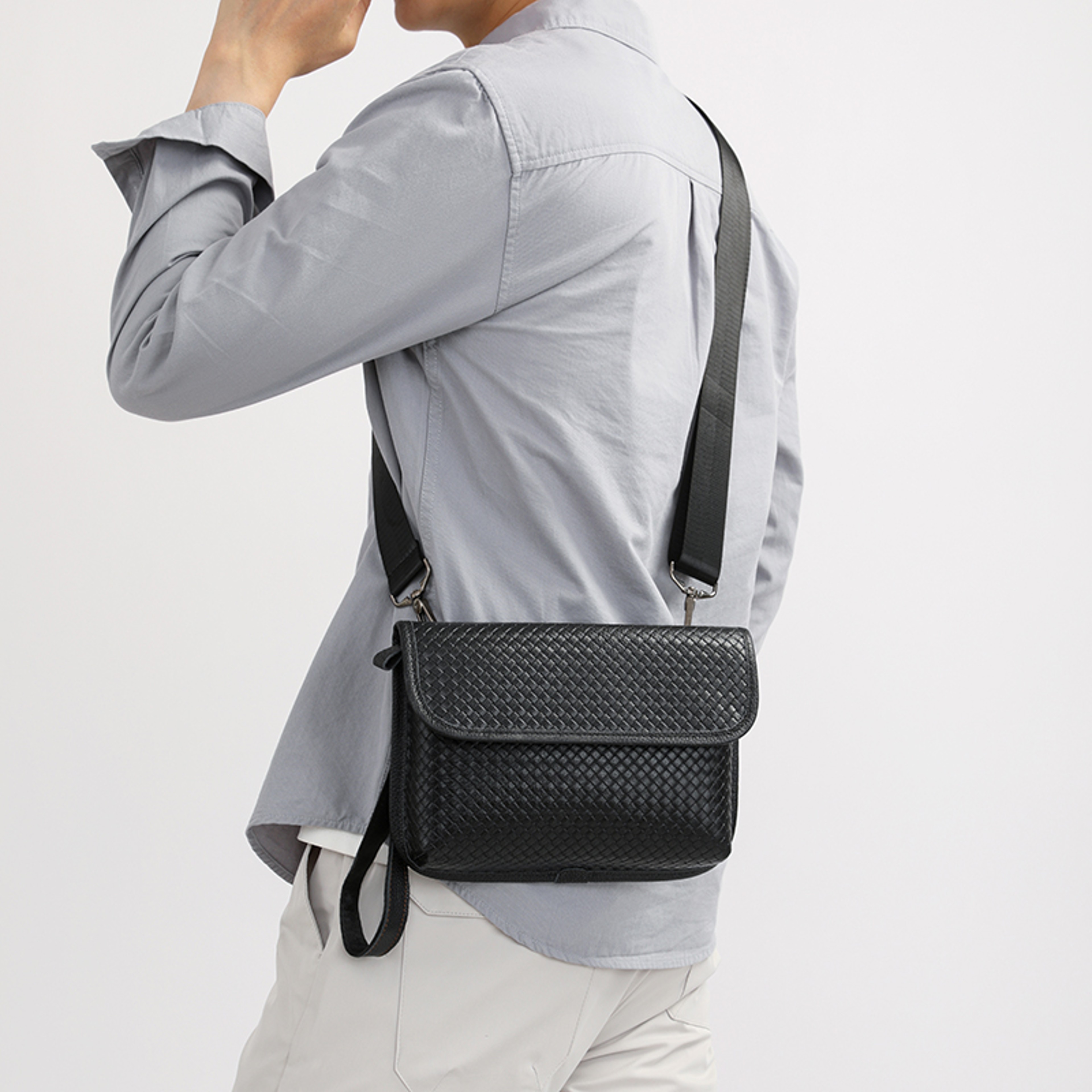 Luxury Men's Leather Crossbody Bag Designer Sling Messenger Bag – view 6