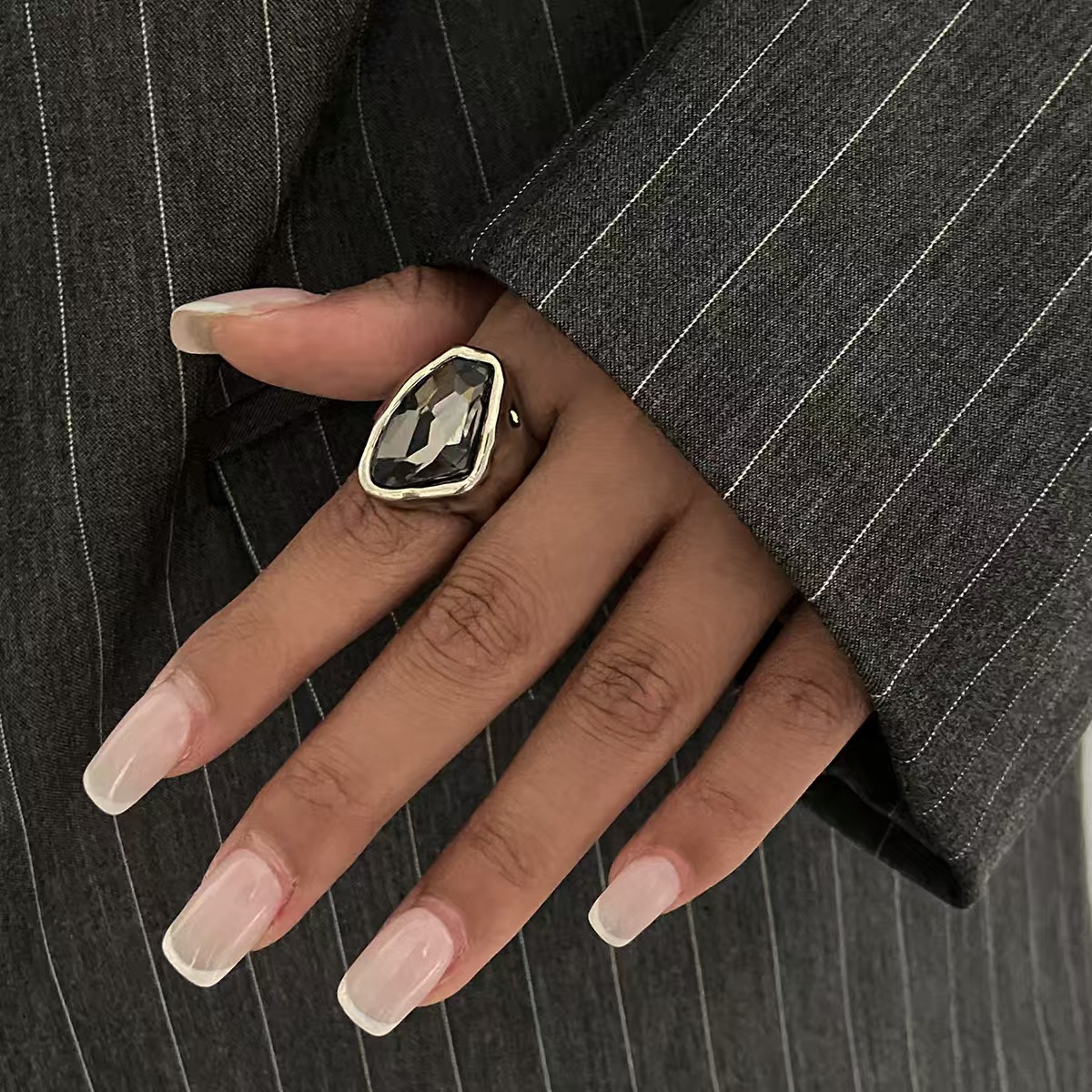 Minimalist Geometric Adjustable Open Ring Chic Acrylic Rhinestone Statement Jewelry for Women – view 7