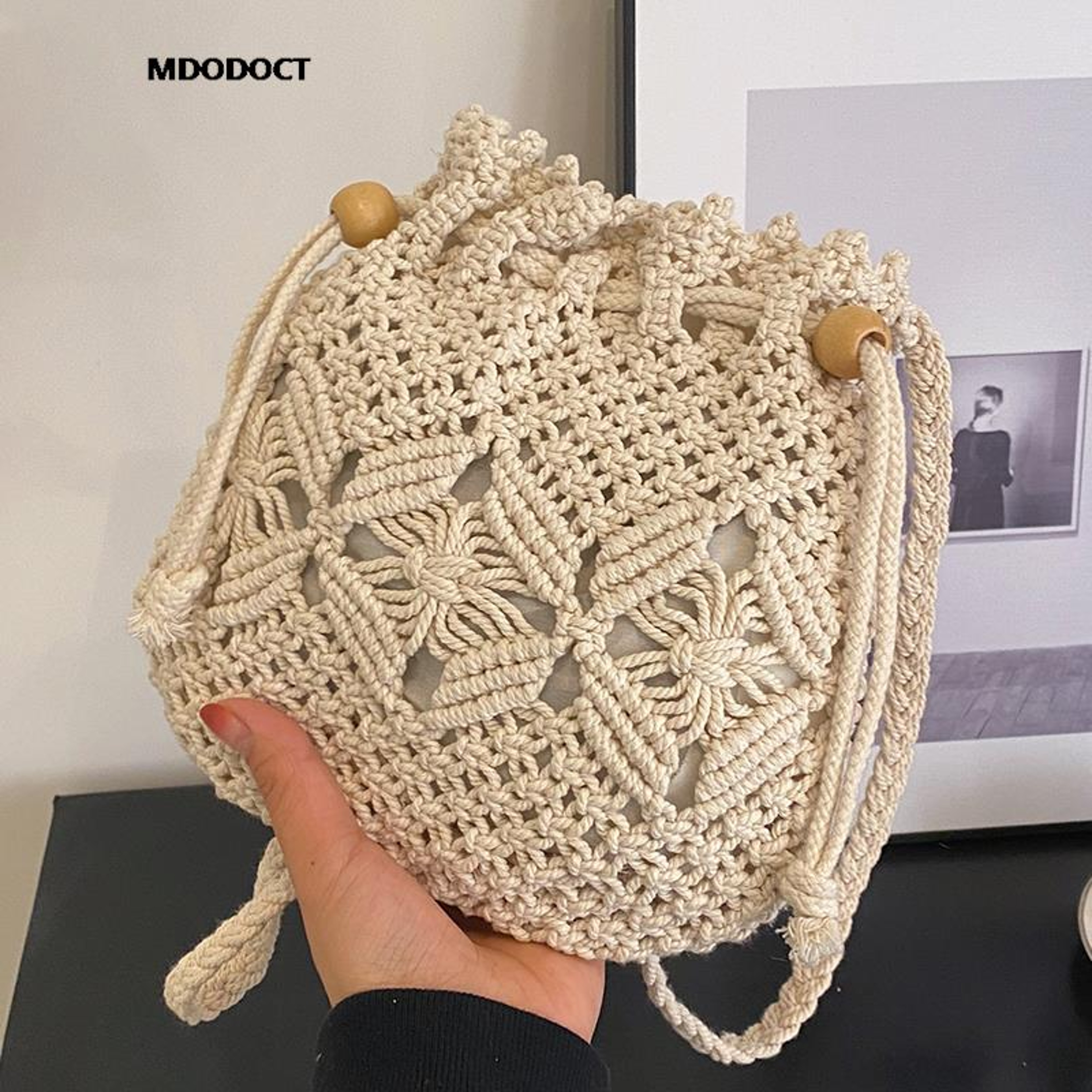 Luxury Straw Woven Crossbody Bucket Bag for Summer Beach Travel – view 7
