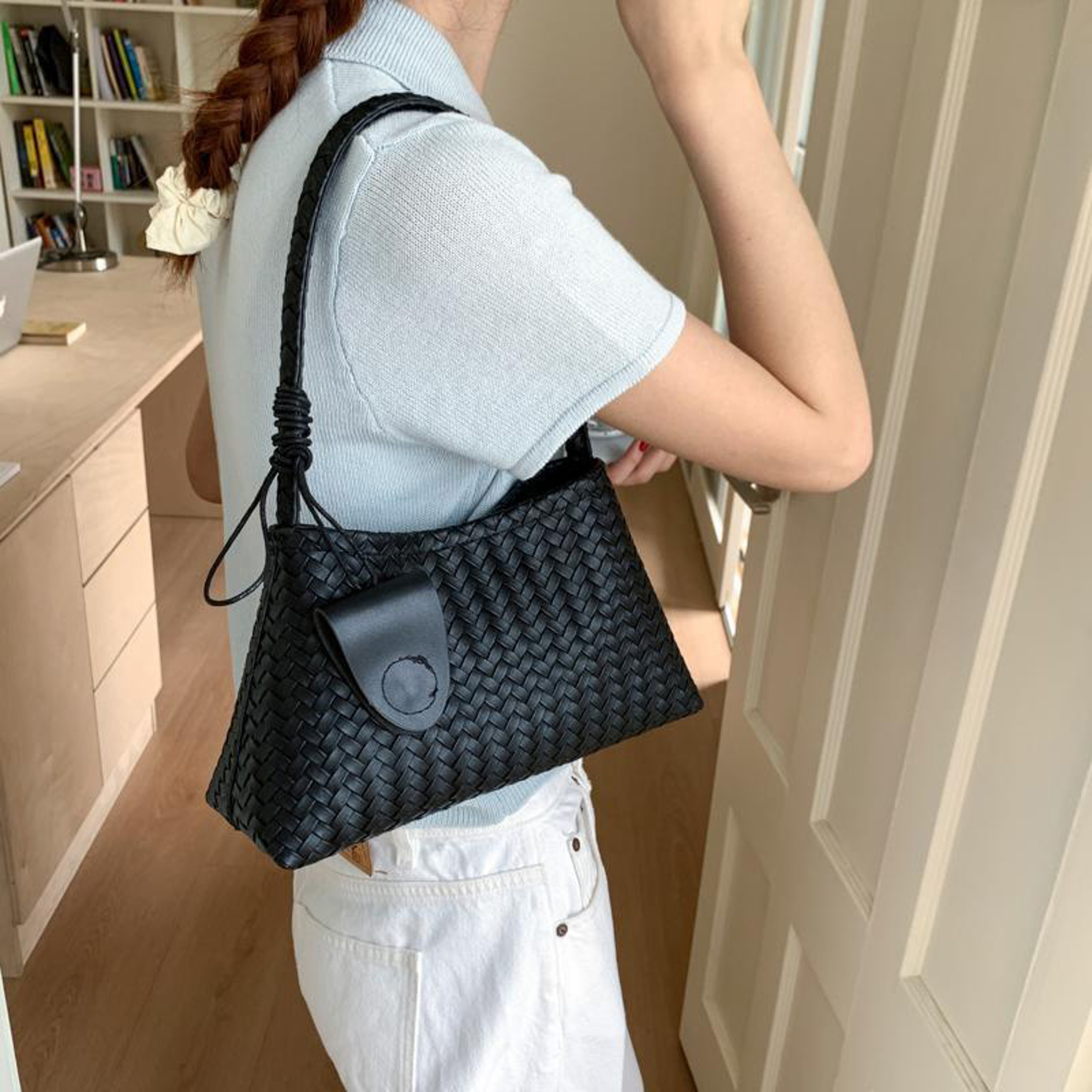 Aura Woven Tote Minimalist Large Capacity Shoulder Bag for Women – view 6
