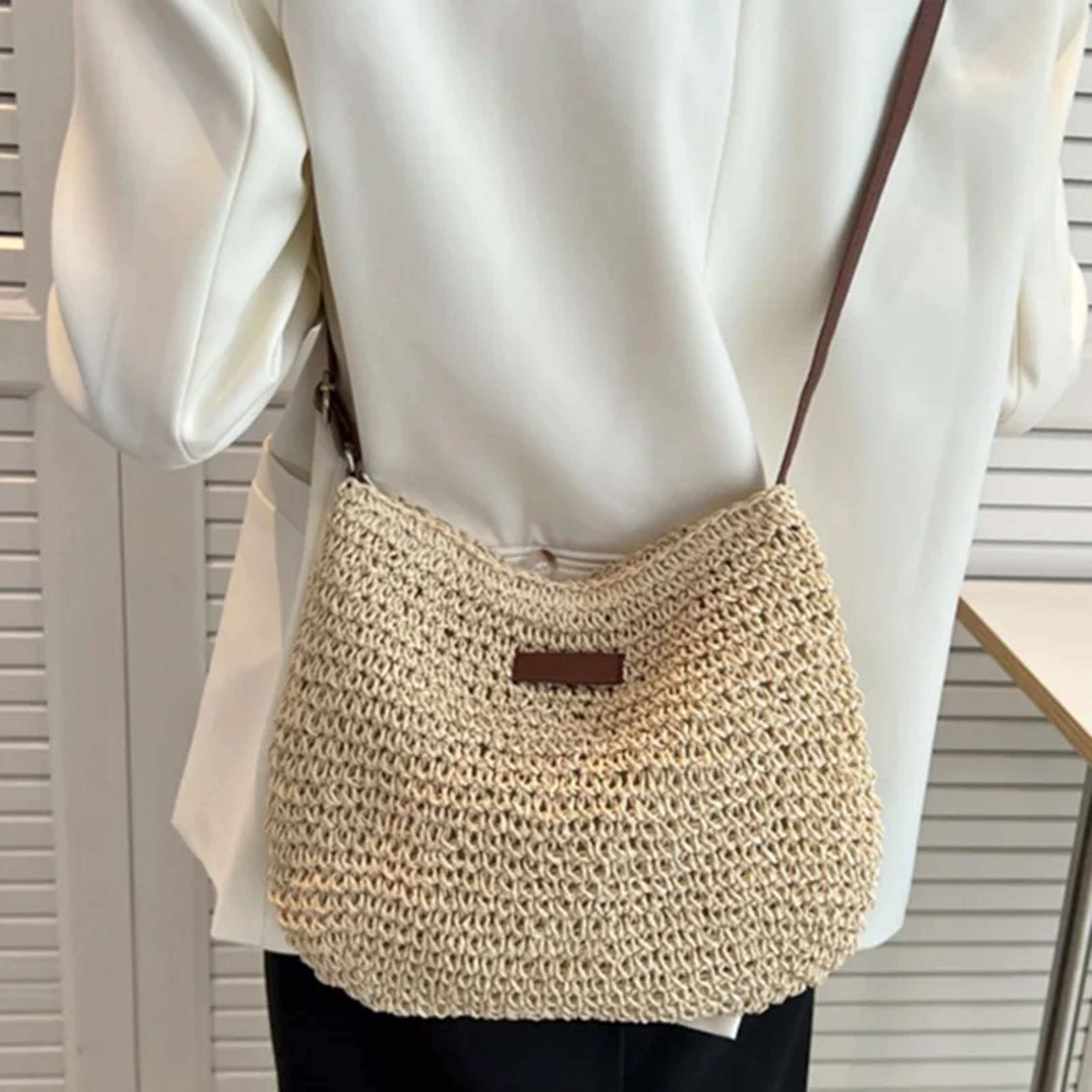 Sunlit Breeze Woven Straw Crossbody Bag - Chic Beach Holiday Shoulder Purse & Messenger Bag for Women – view 2