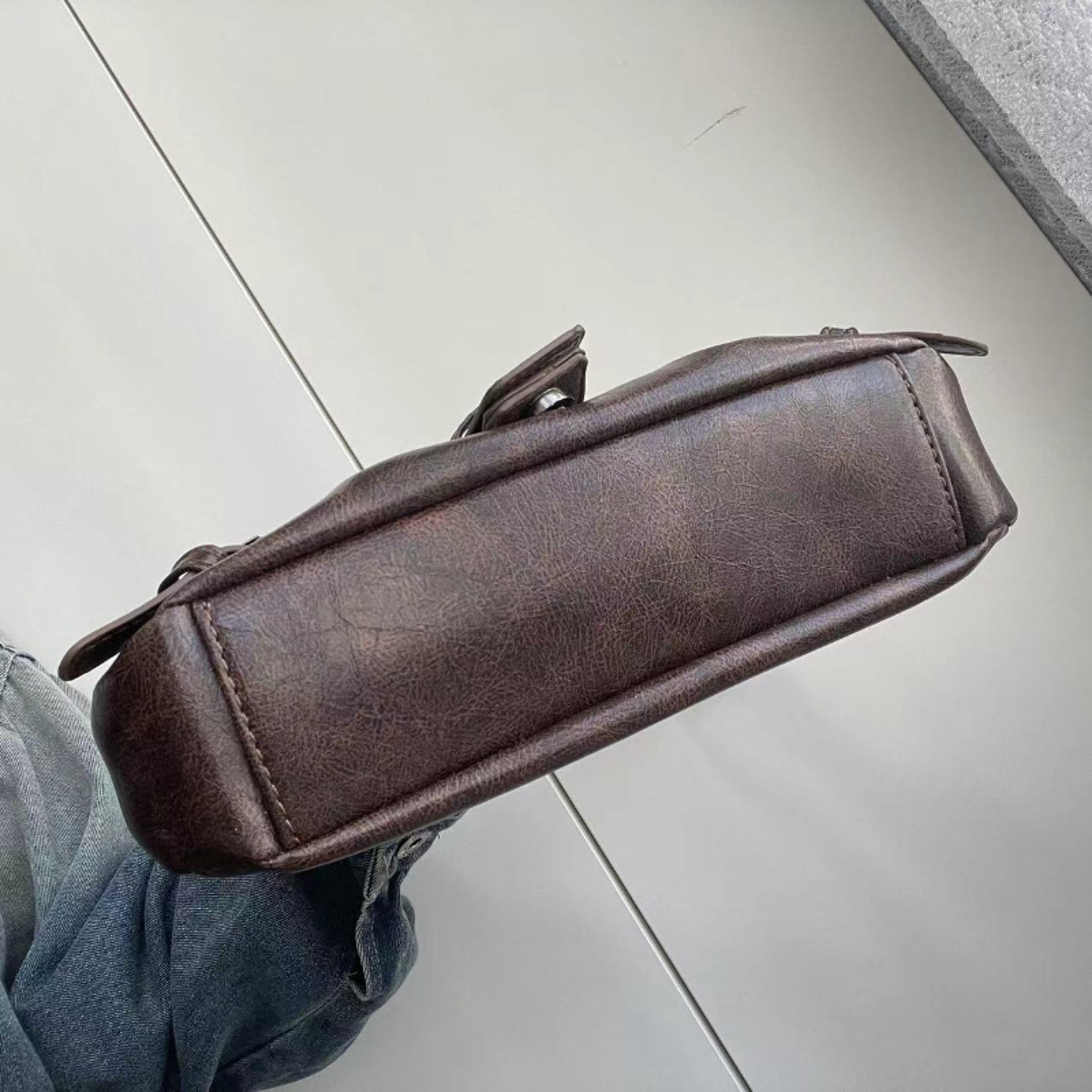Vintage Leather Wasteland Shoulder Armpit Bag – view 3
