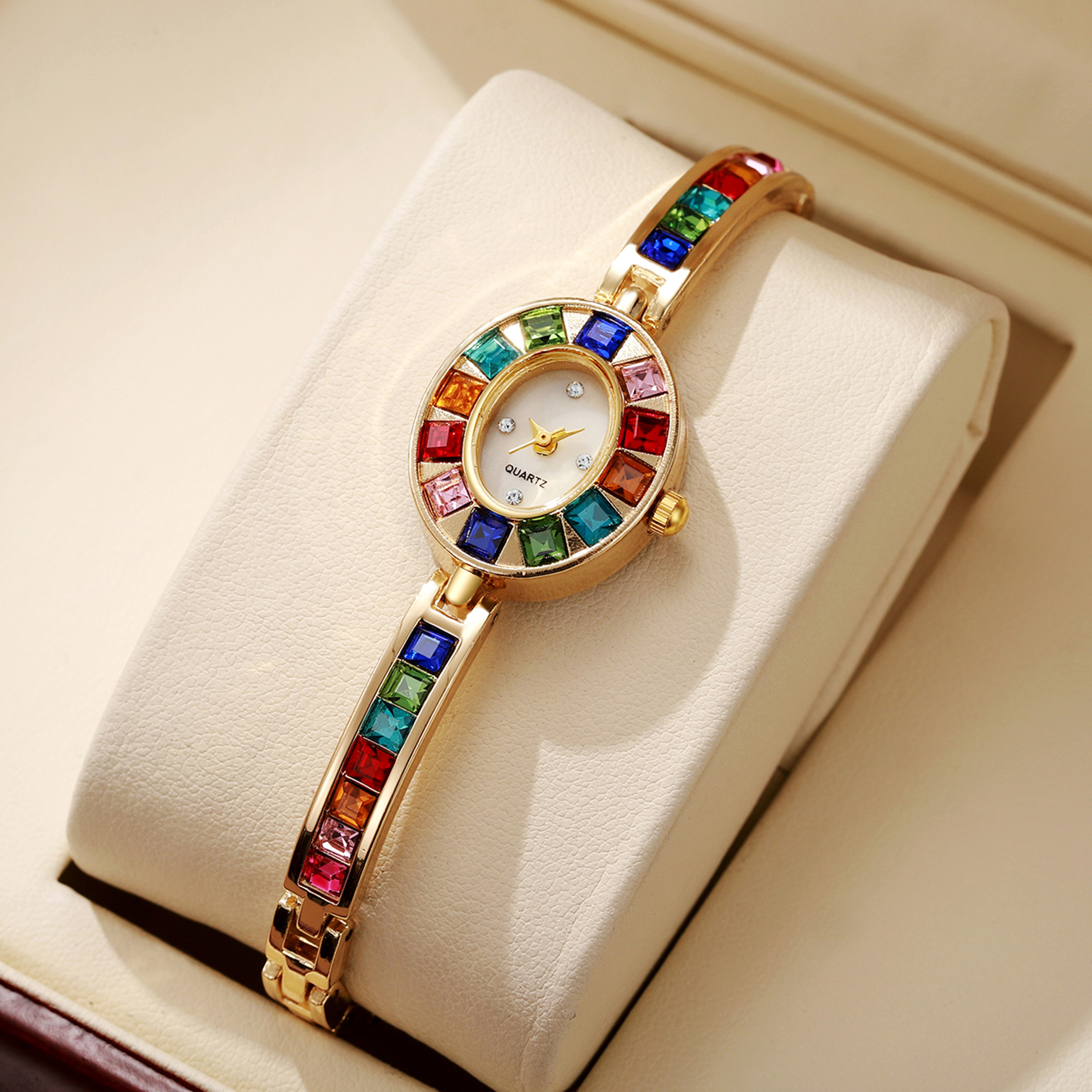Luxury Rhinestone Fashion Bracelet Quartz Watch for Women – view 1