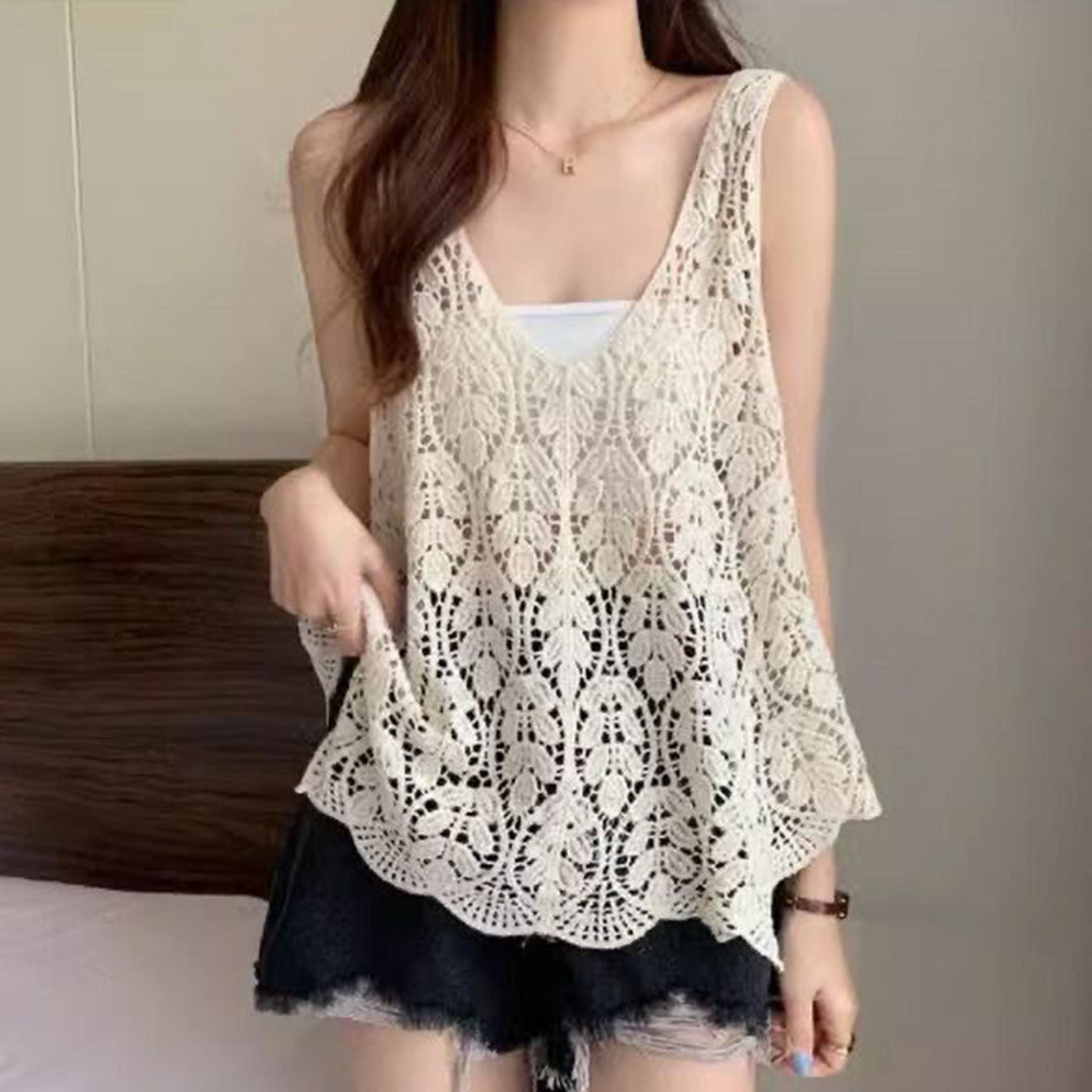 Bohemian Crochet Lace Tank Top  Leaf Embroidery Summer Knit Cover Up 0