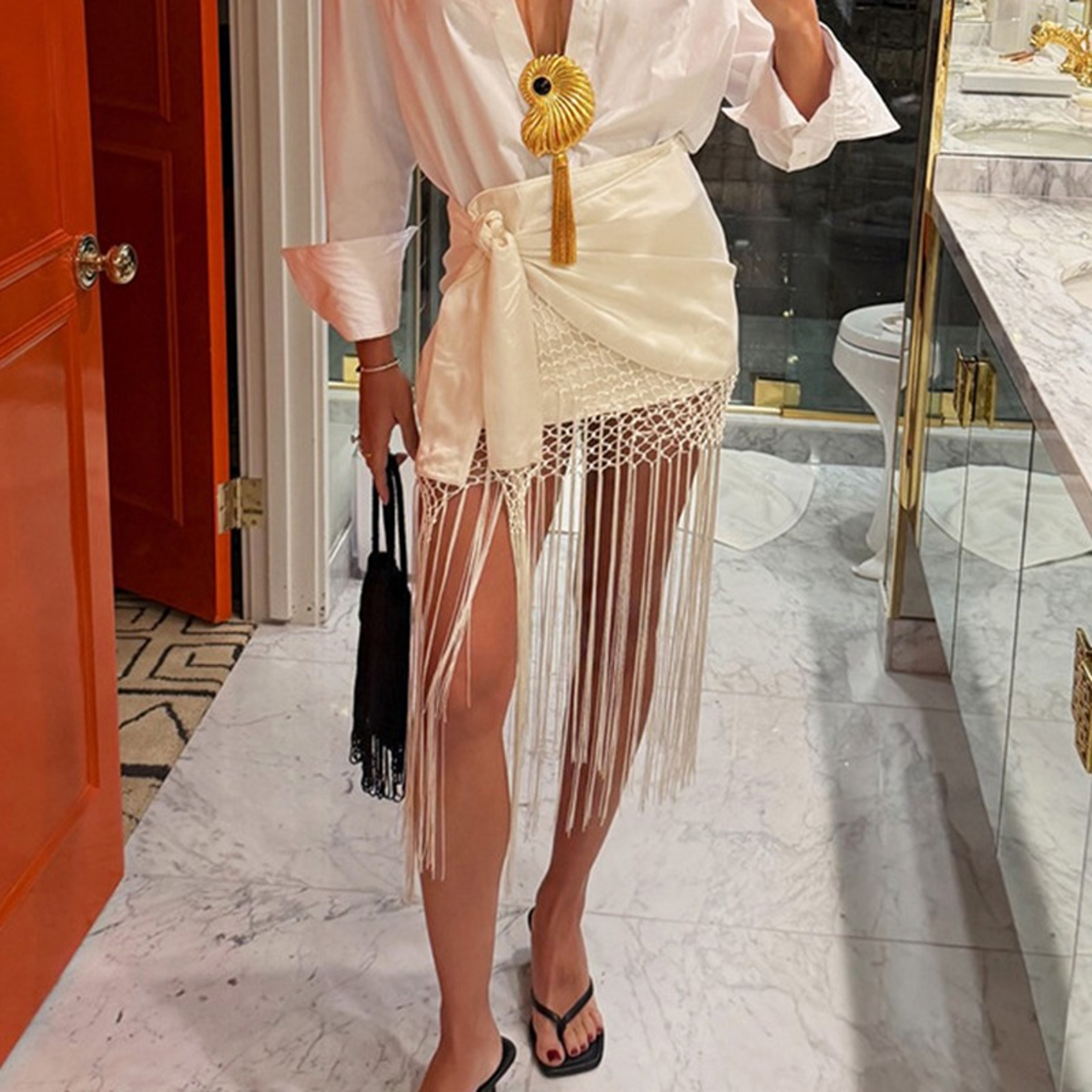 Trendix High Waist Fringe Crochet Mesh Skirt Beach Party Fashion Tassel Summer Skirt – view 4