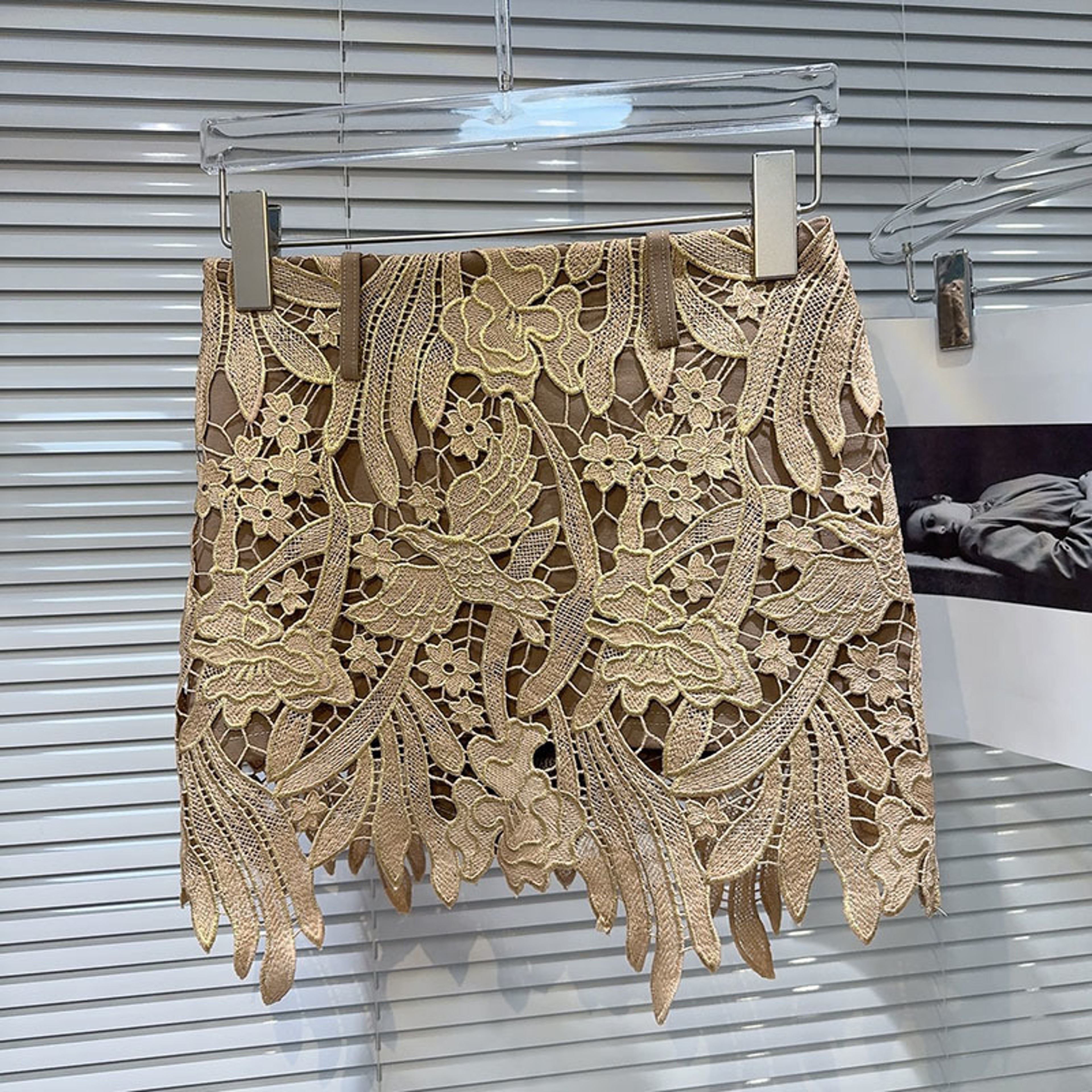 Elegance Hollow Out Lace Mini Skirt Floral A Line Spring Fashion For Women 1