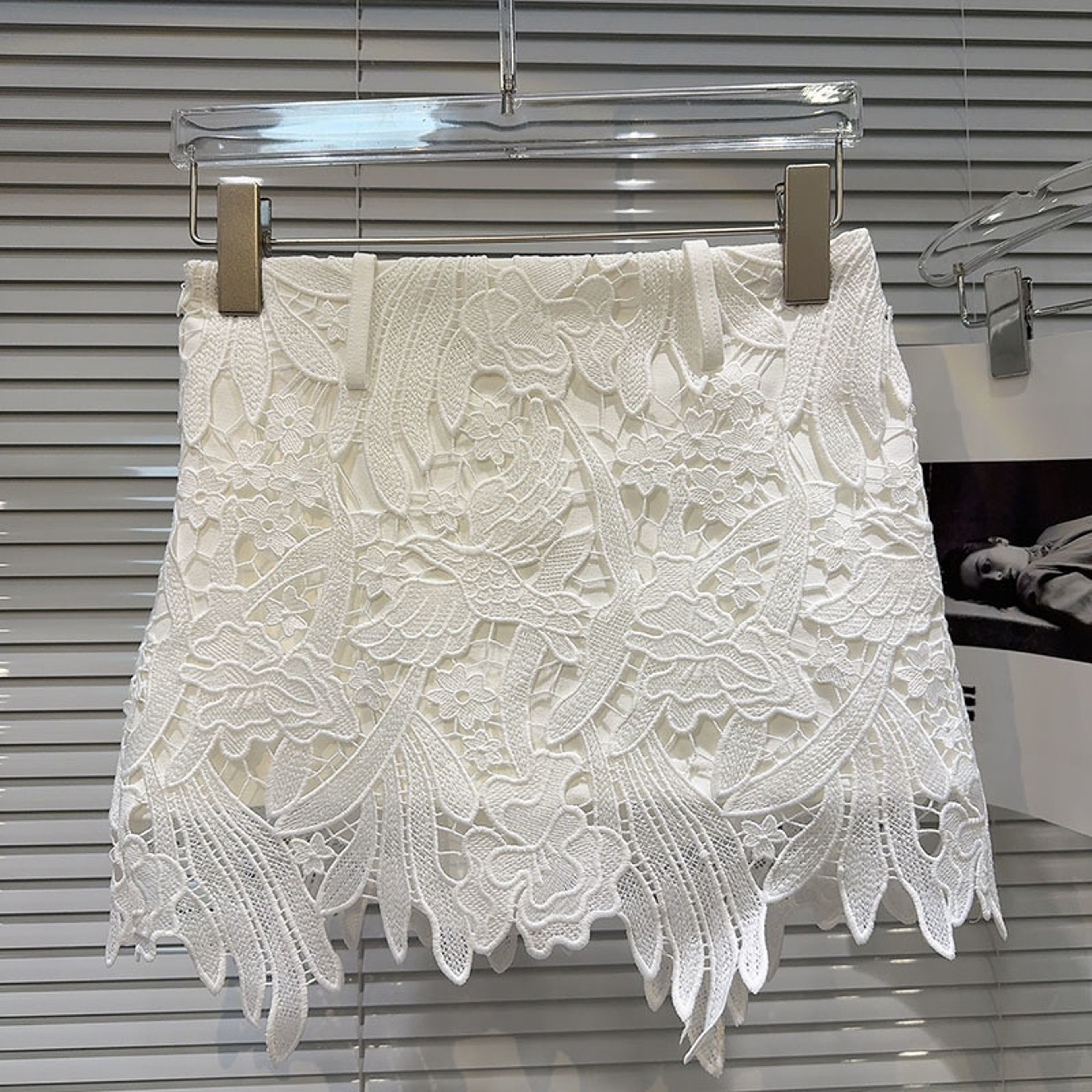 Elegance Hollow Out Lace Mini Skirt Floral A Line Spring Fashion For Women 3