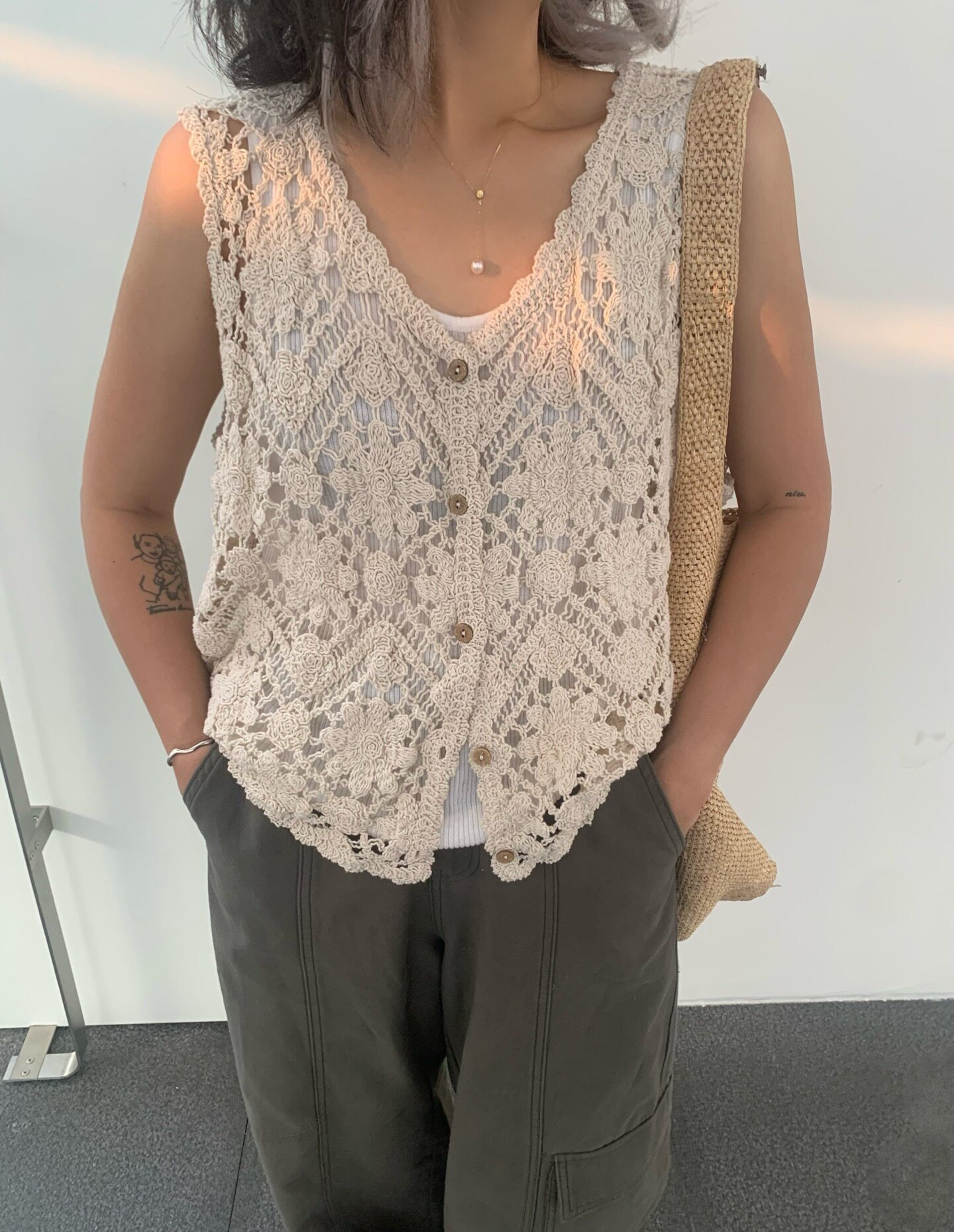 Boho Floral Embroidered Crochet Vest Hollow Out Knit Festival Cardigan – view 2