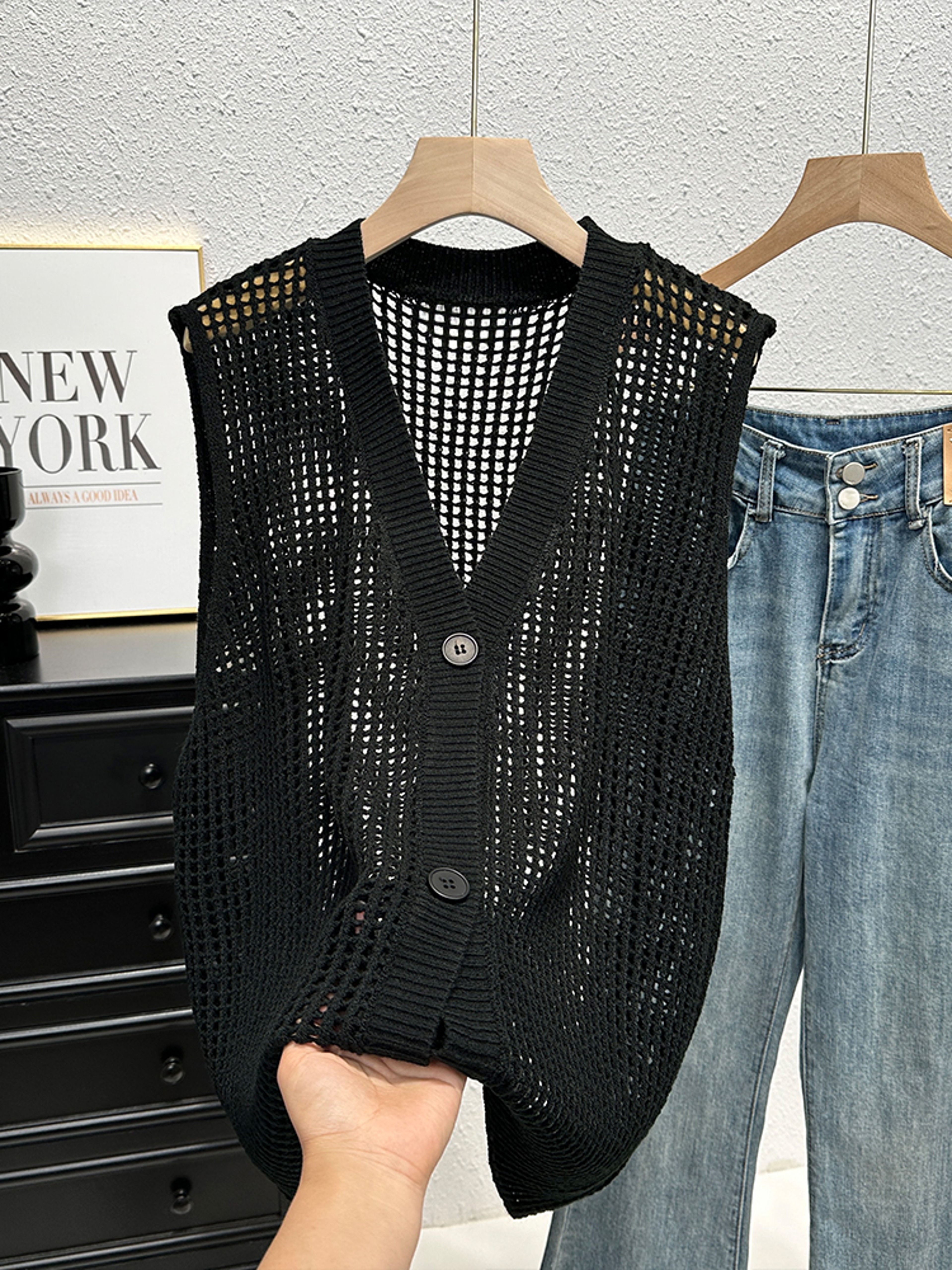 Boho Crochet Vest for Women - V-Neck Openwork Summer Waistcoat – view 8