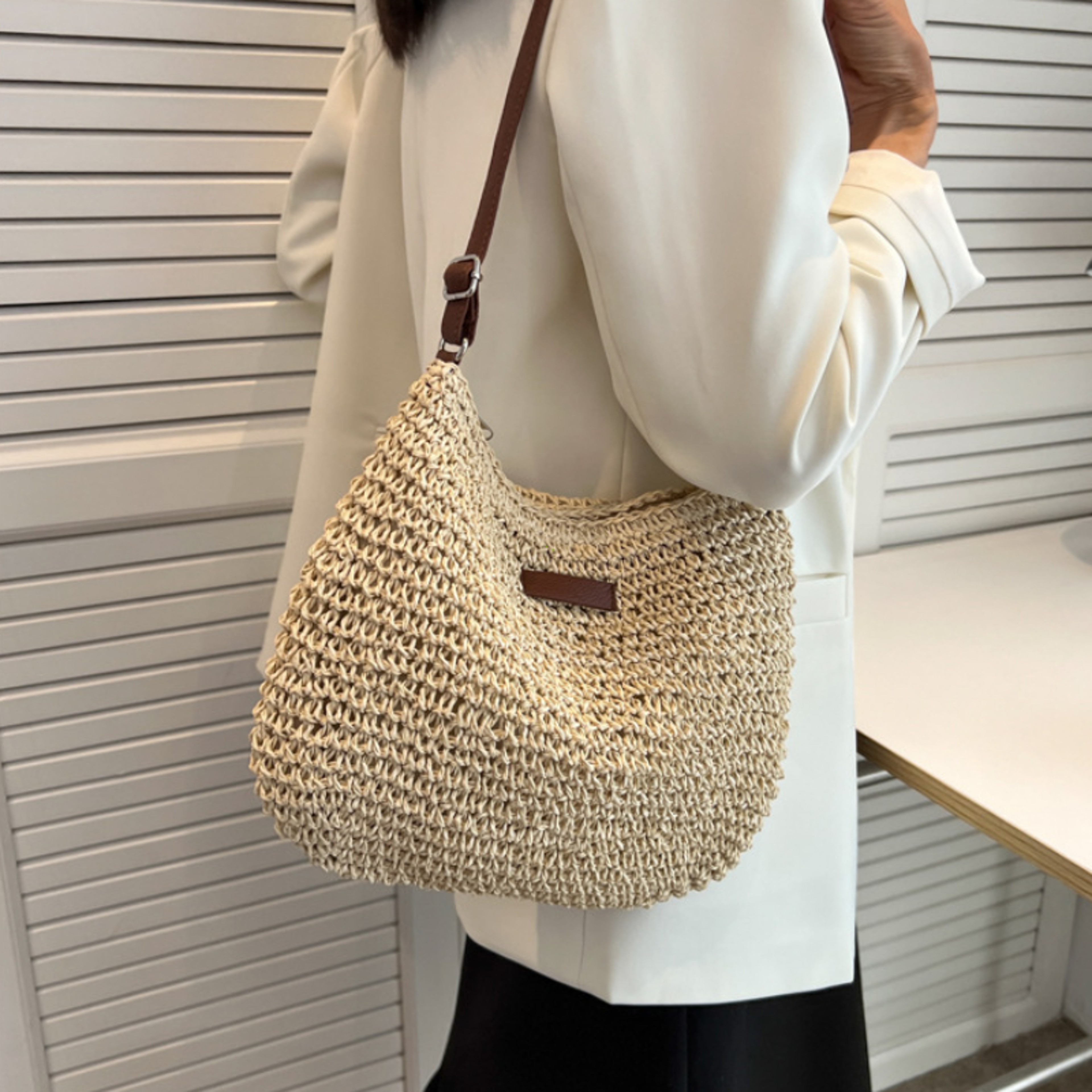 Boho Beach Shoulder Bag Natural Straw Woven Crossbody Bag & Summer Knit Purse – view 3