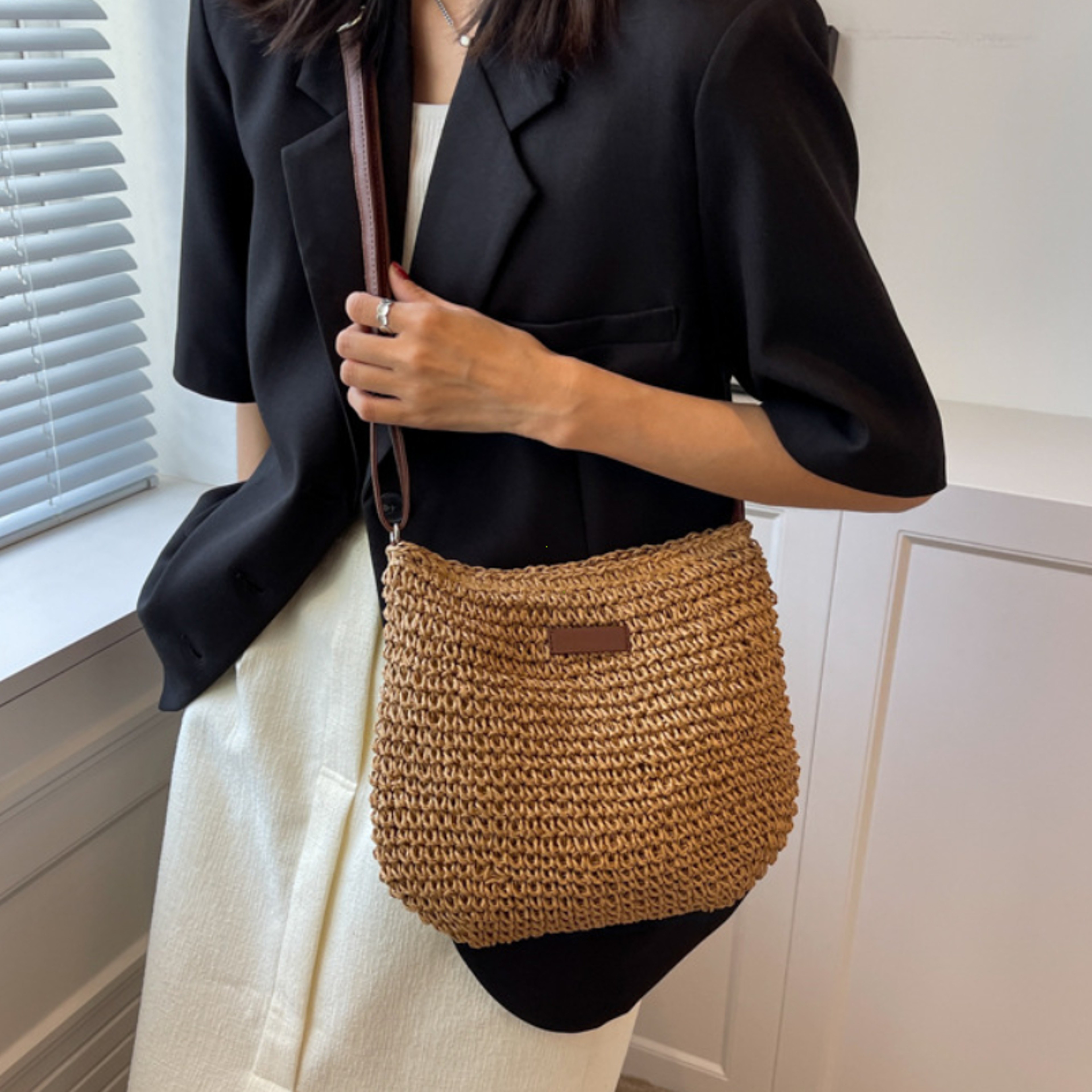 Boho Beach Shoulder Bag Natural Straw Woven Crossbody Bag & Summer Knit Purse – view 4