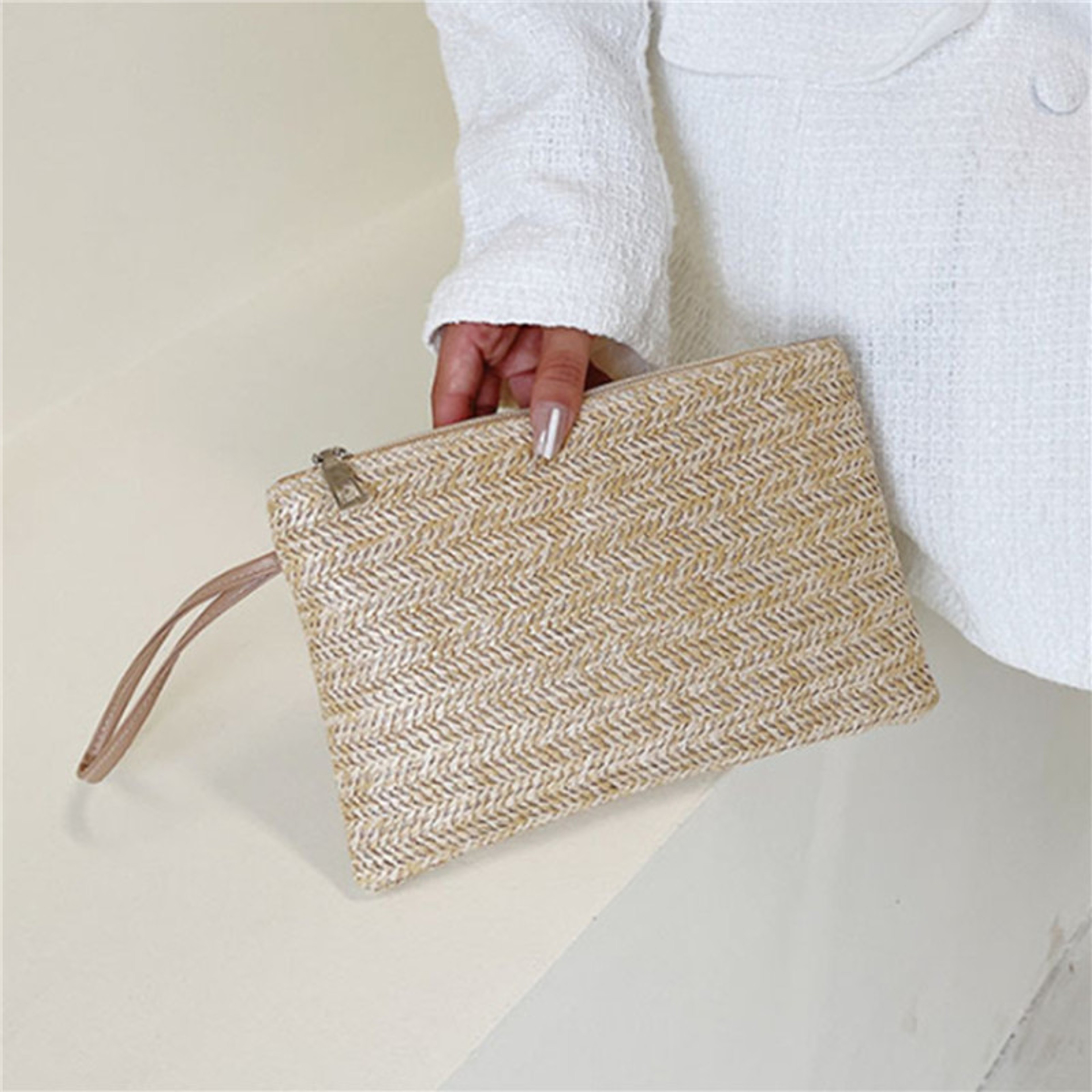 Summer Woven Straw Wristlet Clutch Chic Handmade Beach Wallet & Travel Phone Purse – view 5