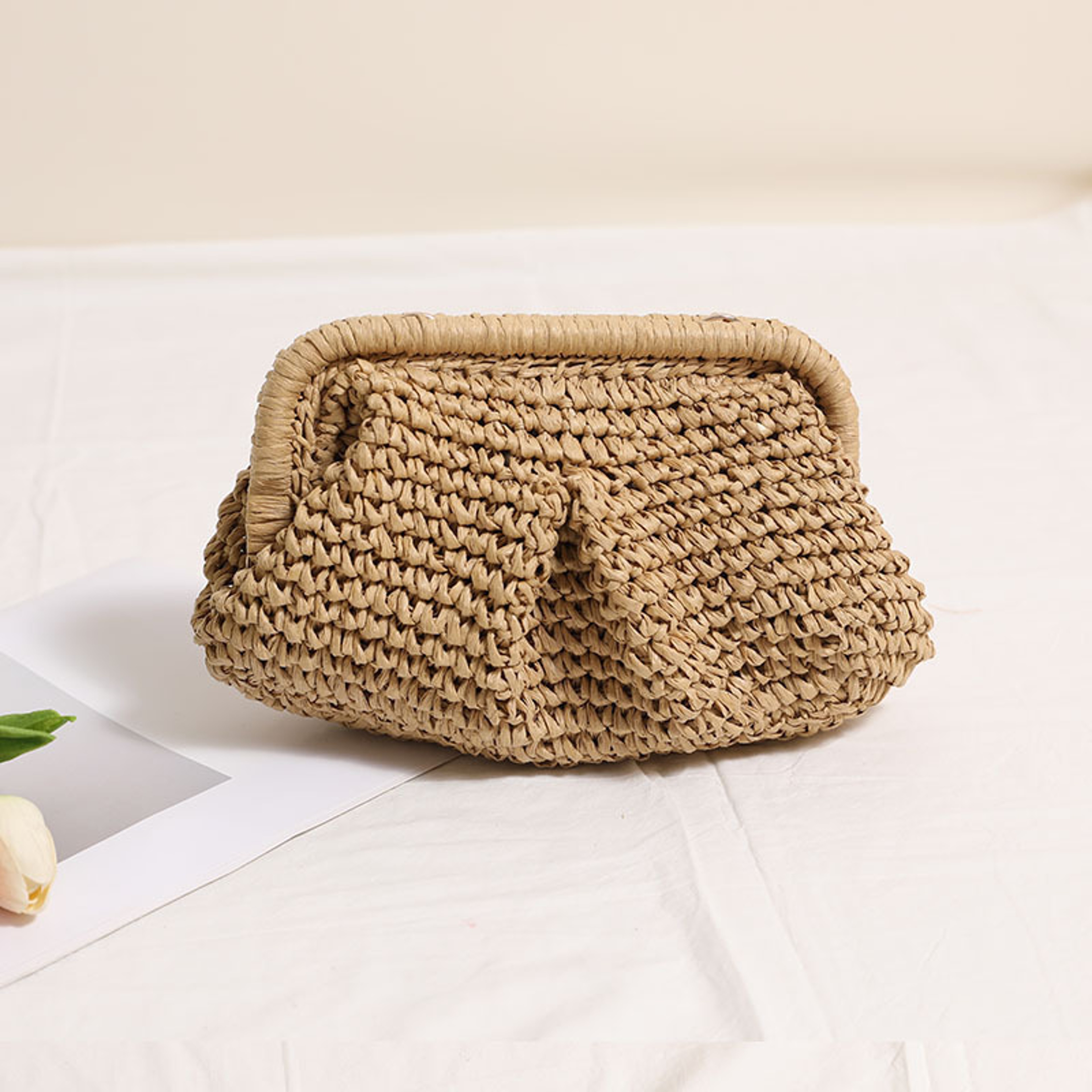 Womens Large Straw Crossbody Bag with Chain Strap - Chic Summer Clutch – view 8