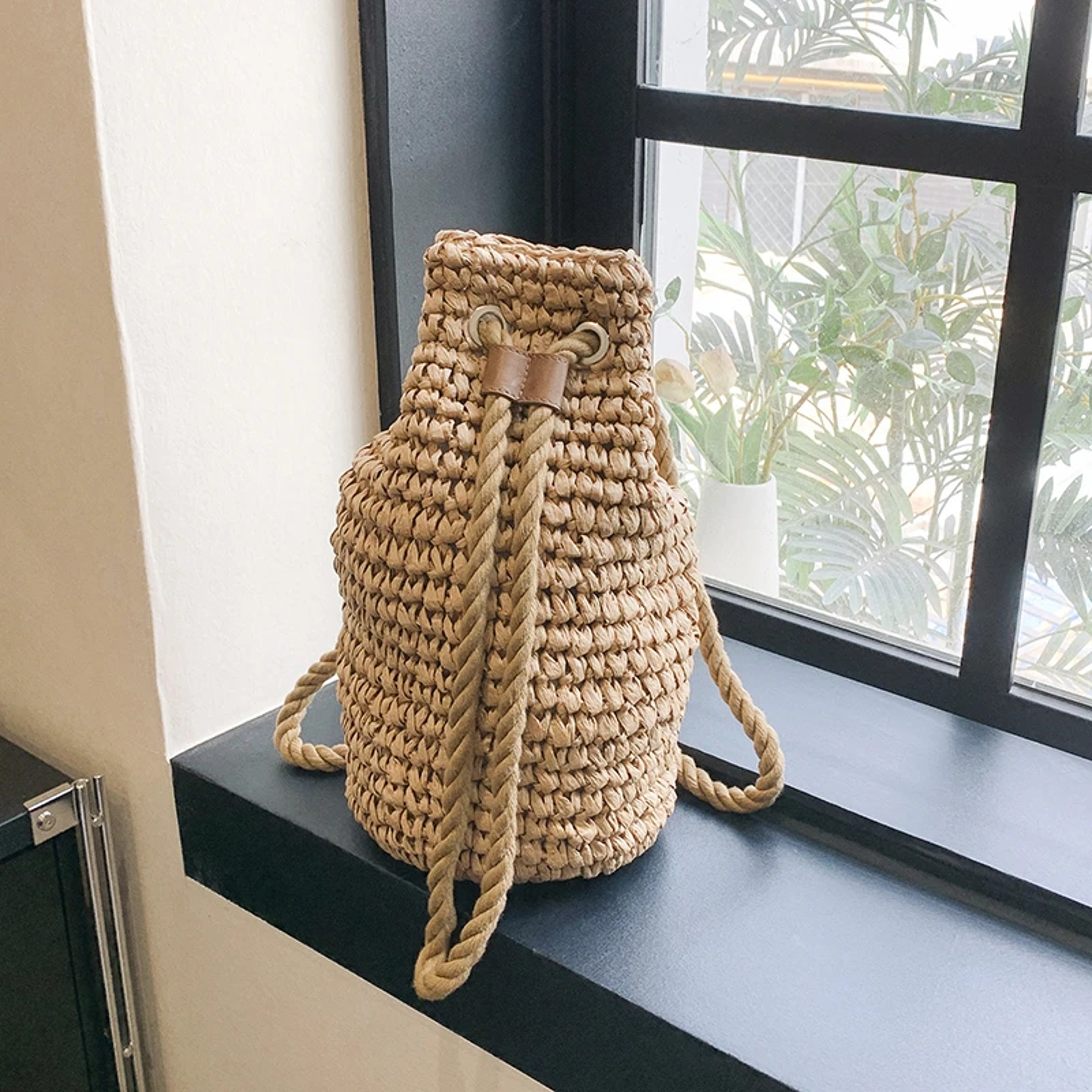 Summer Large Capacity Straw Backpack – view 4