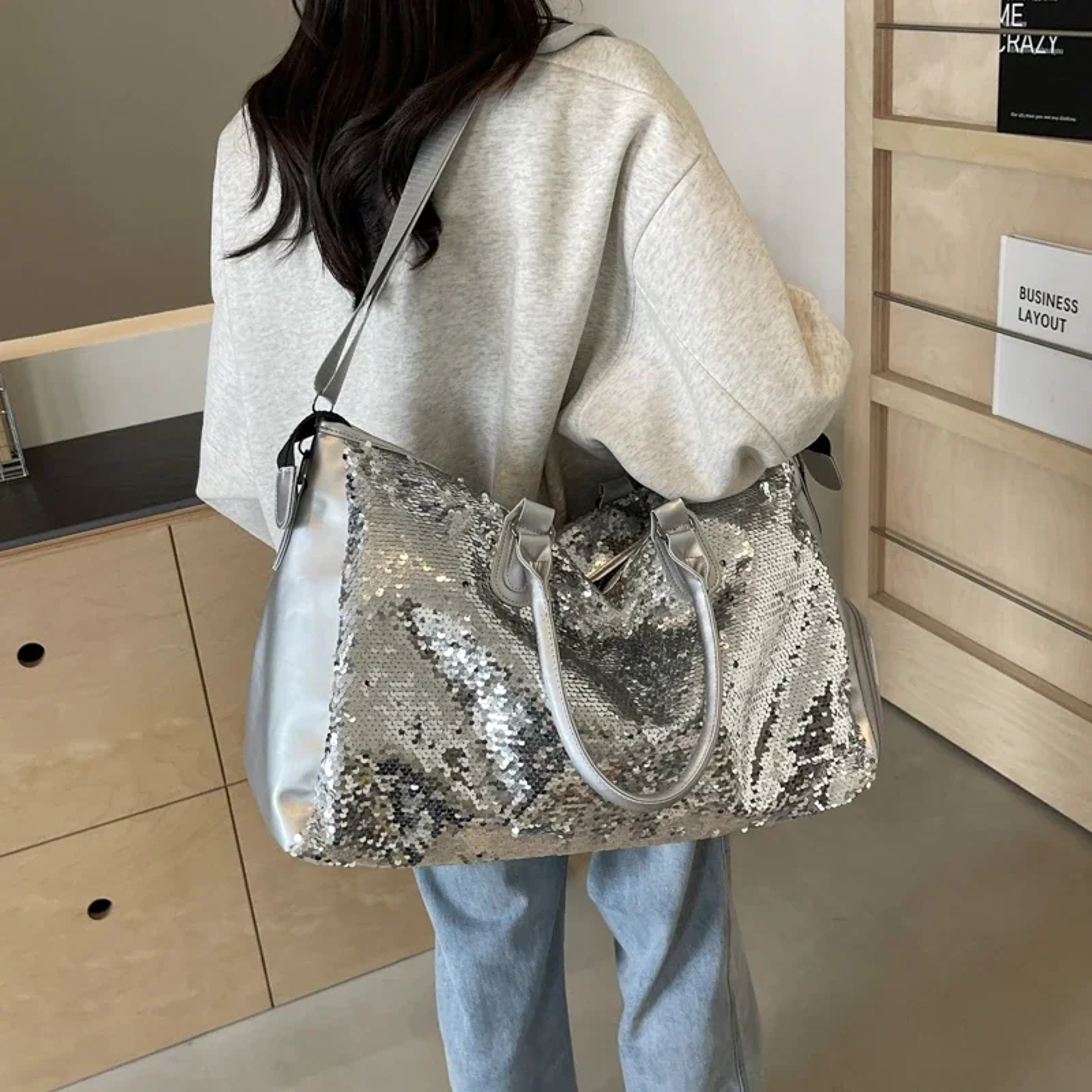 Sparkling Sequin Handbag Large Capacity Shoulder Bag and Versatile Crossbody Bag for Women – view 4