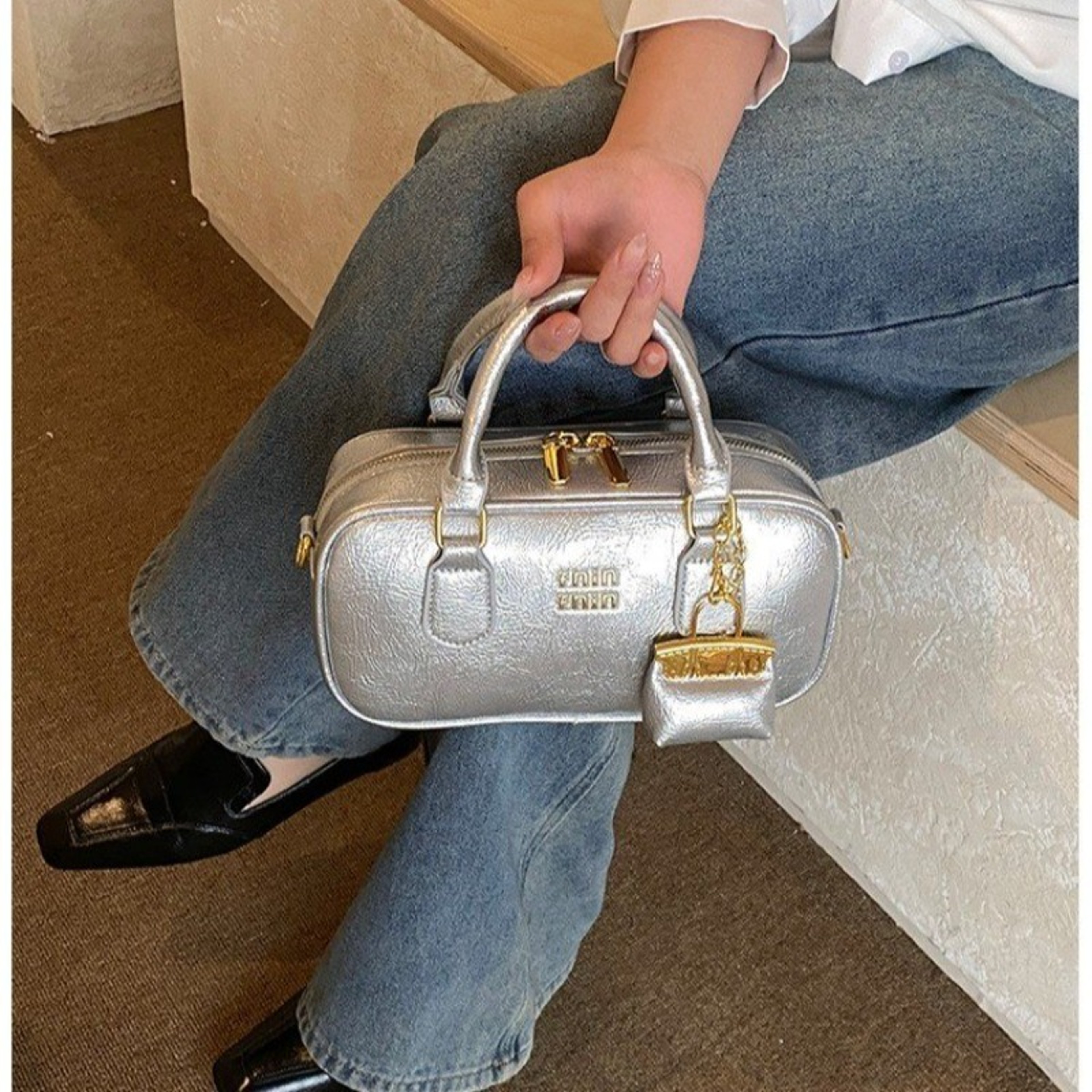 Luxury Designer Diaper Bag – Large Capacity Leather Tote & Minimalist Shoulder Bag for Modern Moms – view 6