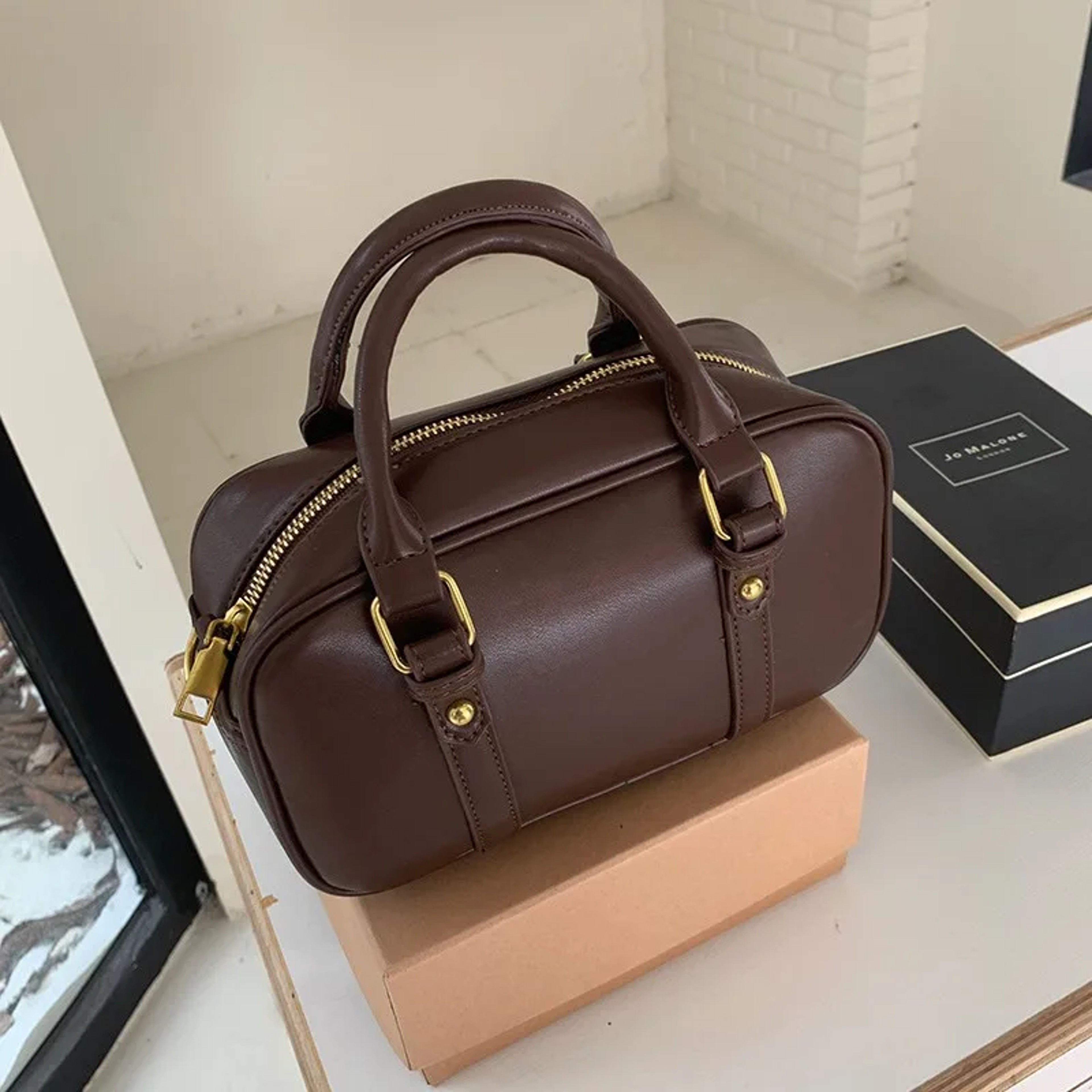 Vintage Maillard Style Retro PU Leather Shoulder Bag – Minimalist Women's Crossbody Handbag – view 1