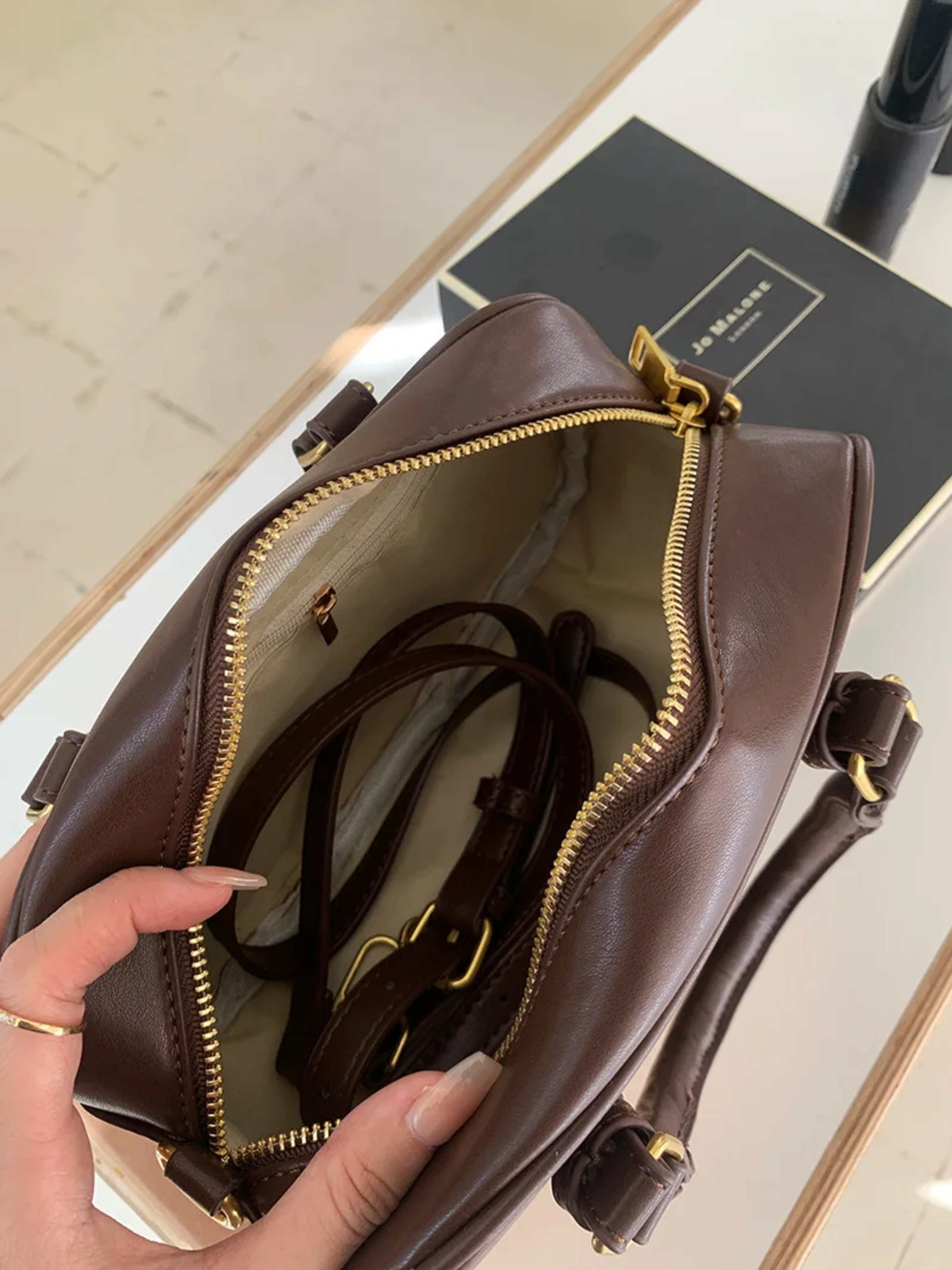 Vintage Maillard Style Retro PU Leather Shoulder Bag – Minimalist Women's Crossbody Handbag – view 6