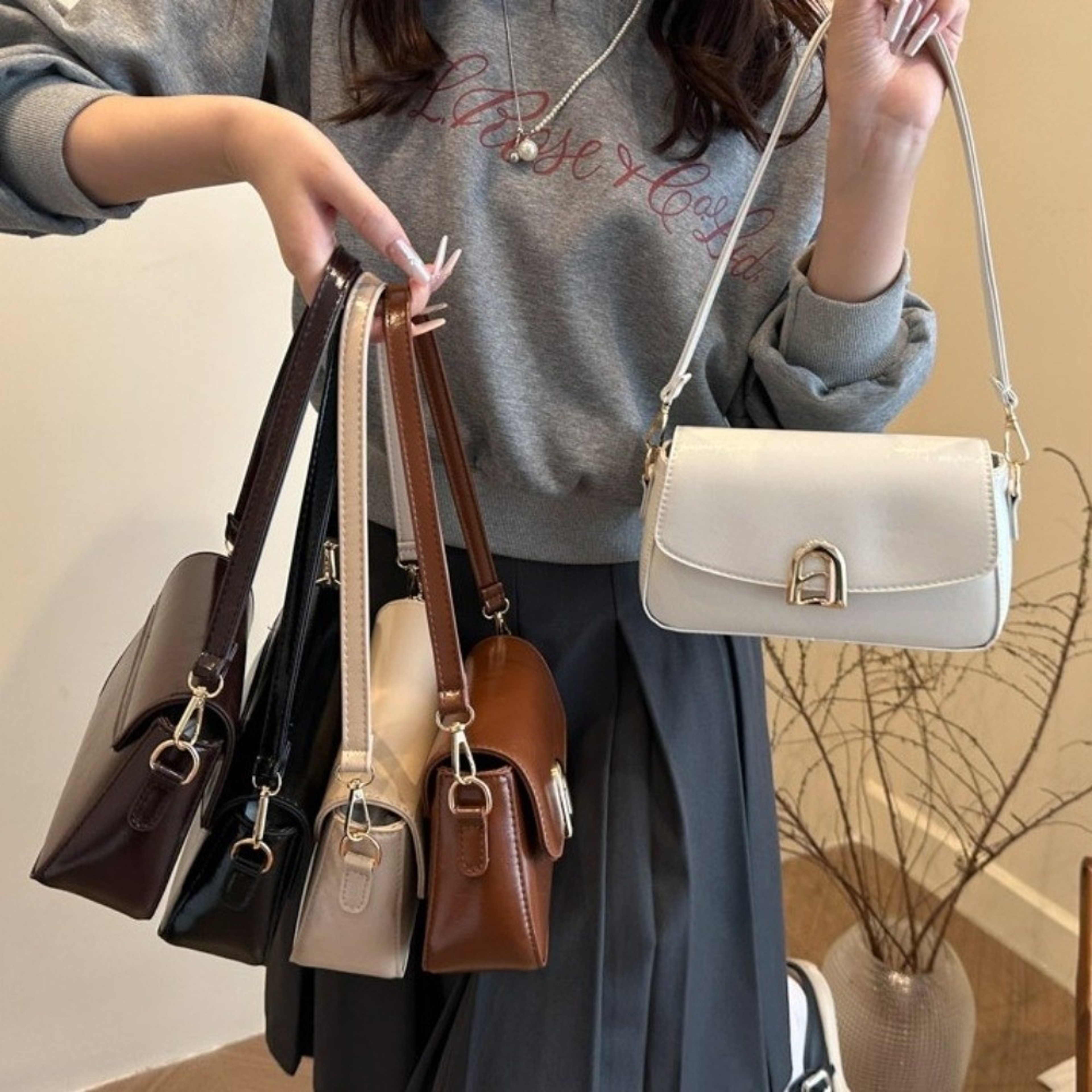 Retro Minimalist PU Leather Square Crossbody Bag for Women – view 3