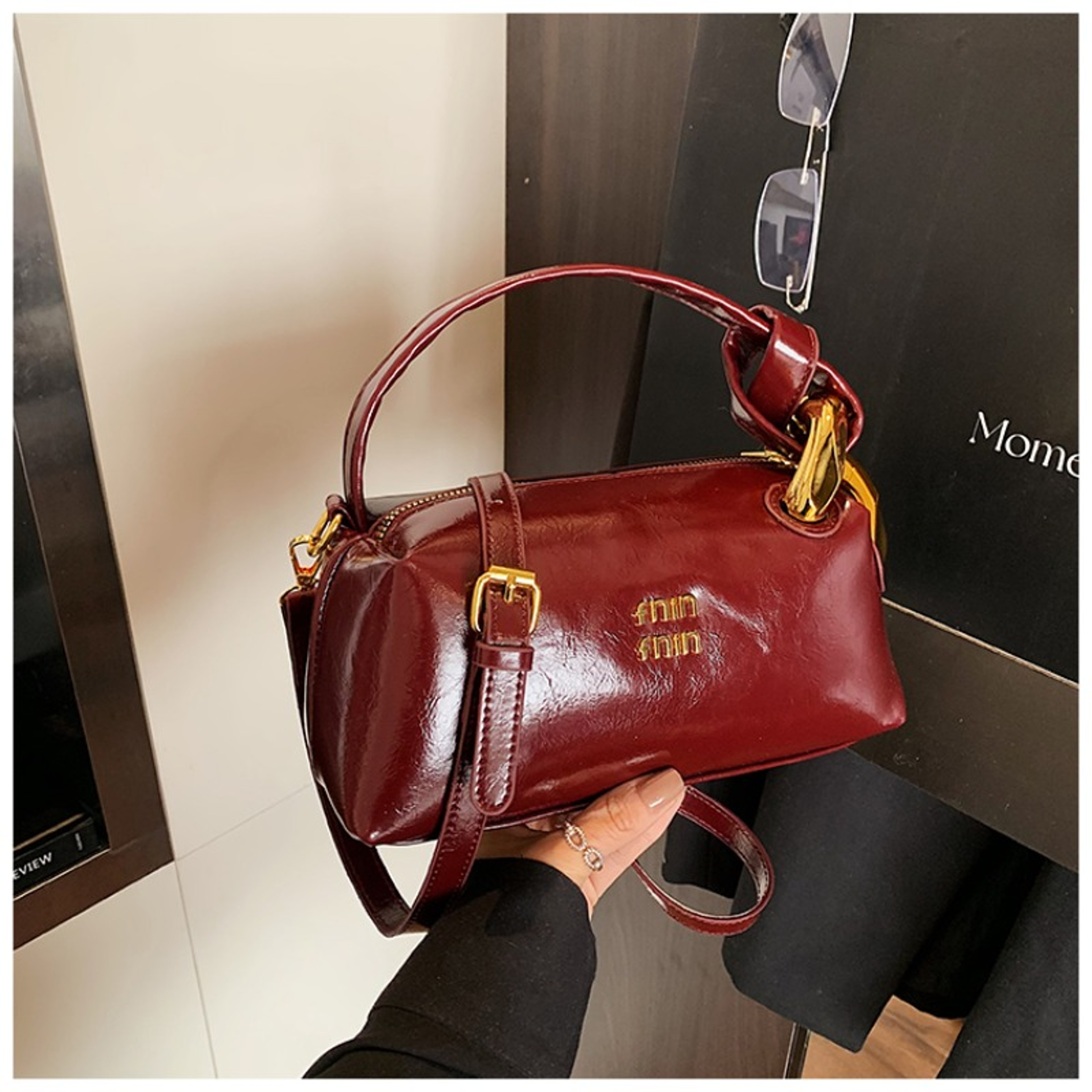 Vintage Inspired Leather Messenger Bag for Women – Luxury Designer Crossbody & Large Capacity Commuter Diaper Bag – view 6