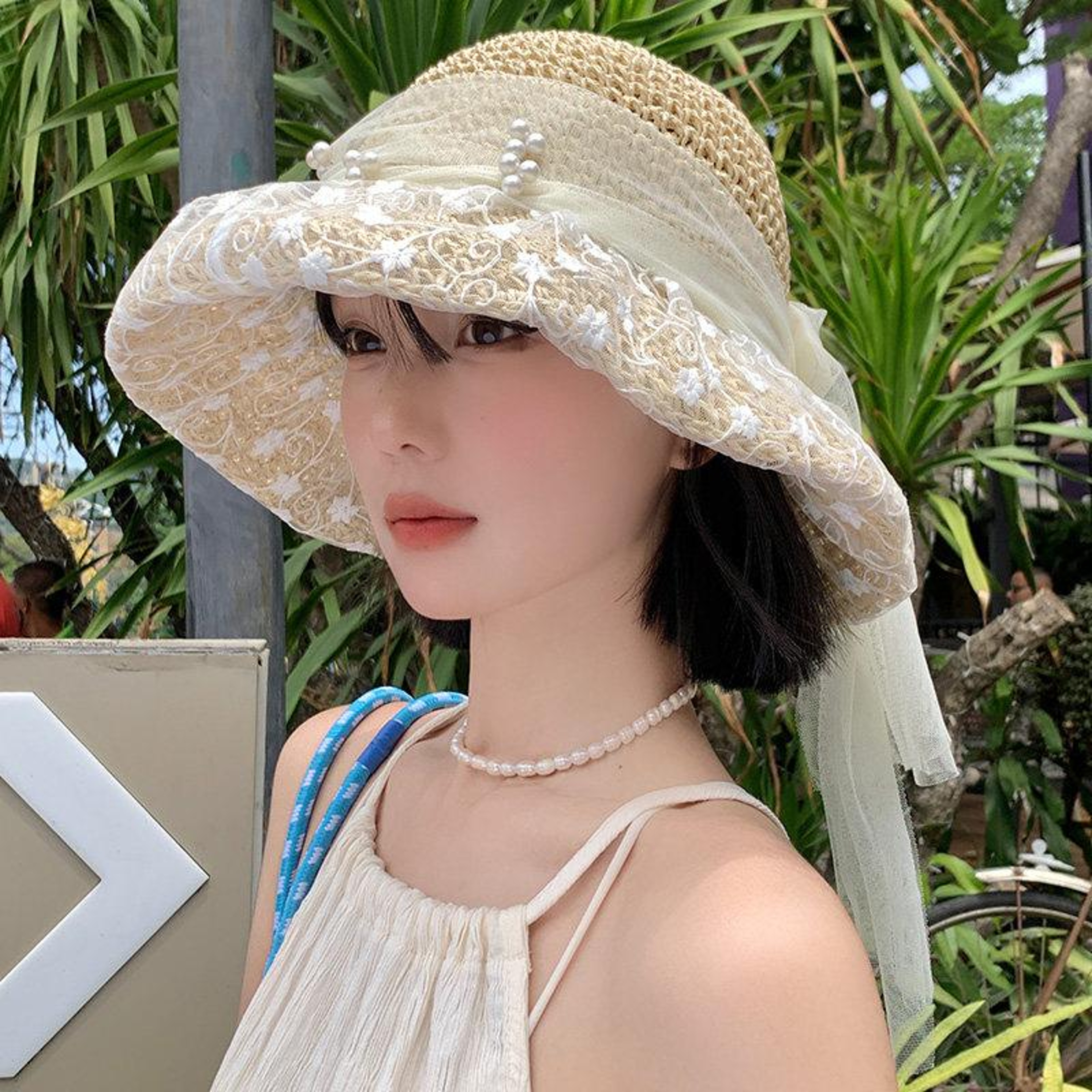 Elegant Lace Bow Straw Sun Hat for Women Foldable Summer Travel Hat – view 2