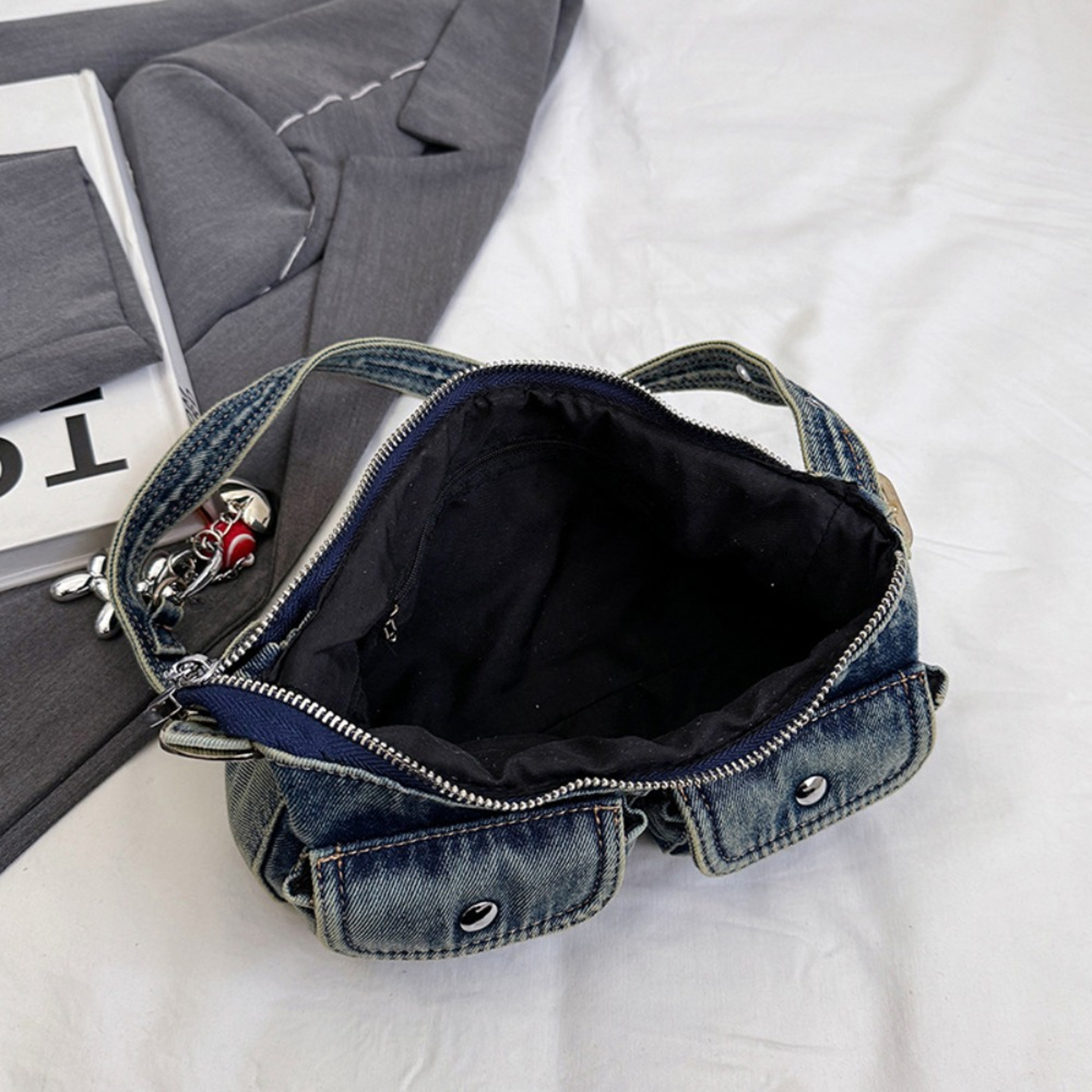 Retro Denim Underarm Bag - Vintage Style Crossbody Purse for Women – view 5