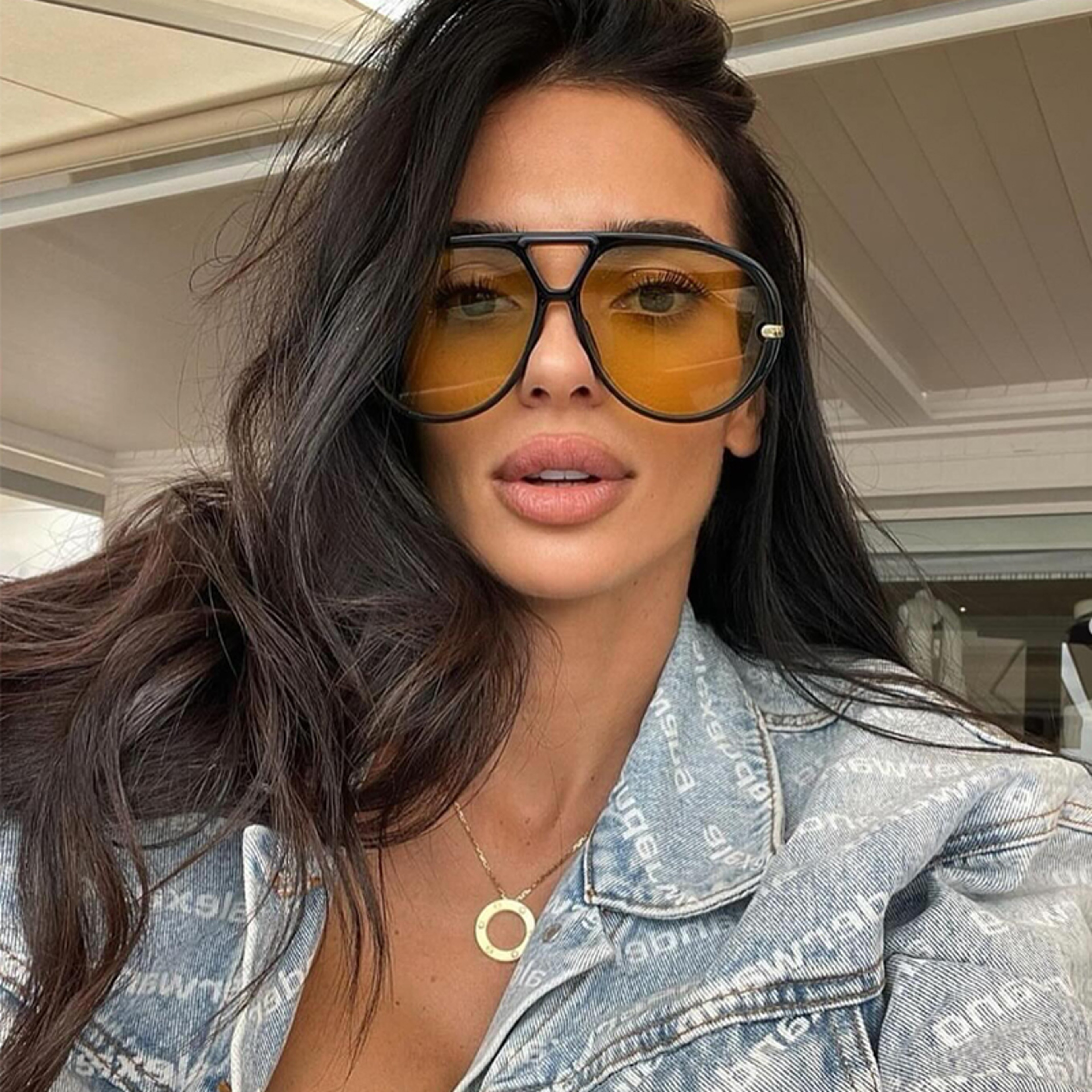Women's Vintage Designer Oversized Sunglasses Luxury Fashion Eyewear – view 4