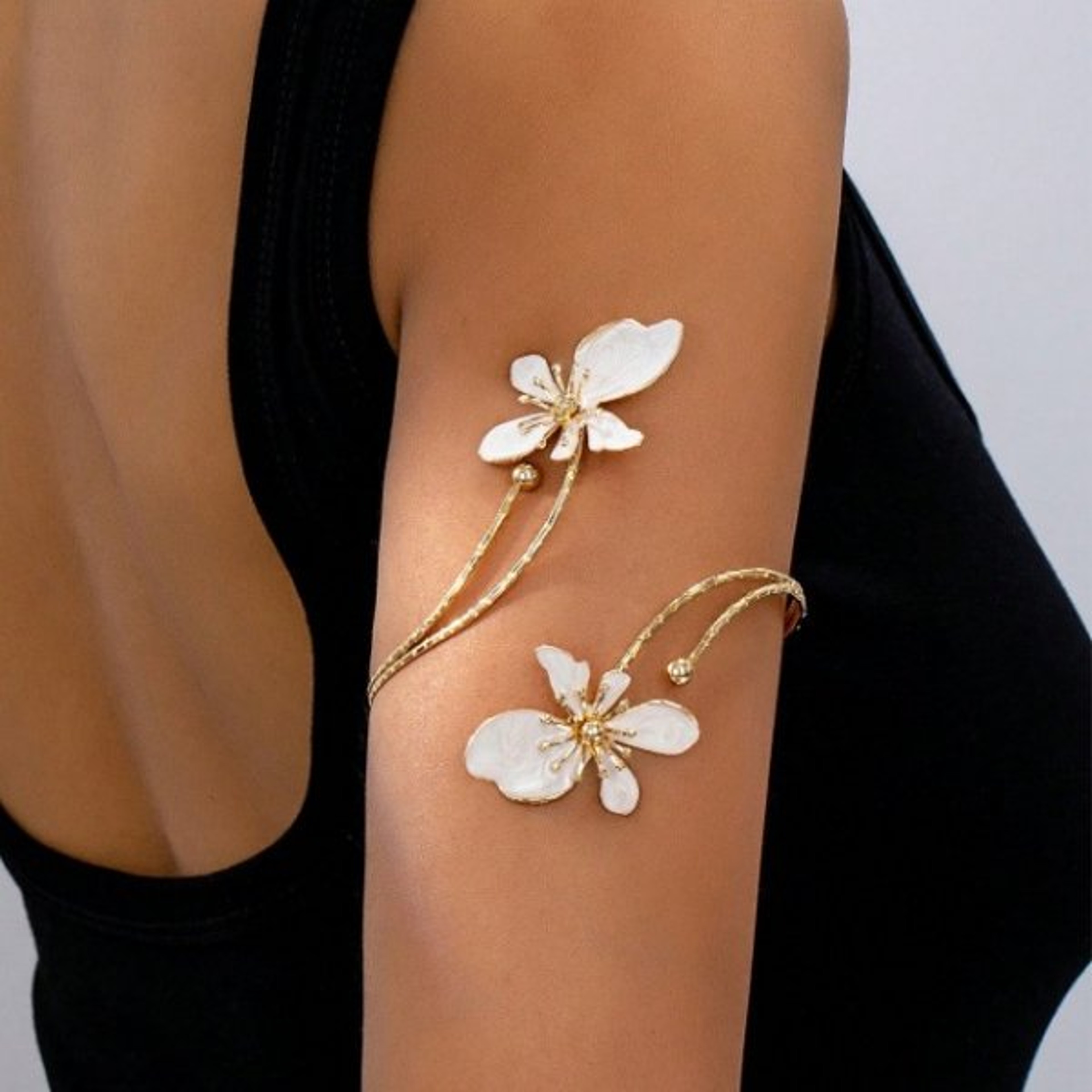 Boho Floral Open Cuff Armlet: Adjustable Vintage Enamel Flower Upper Arm Bracelet for Bohemian Beach Jewelry – view 13