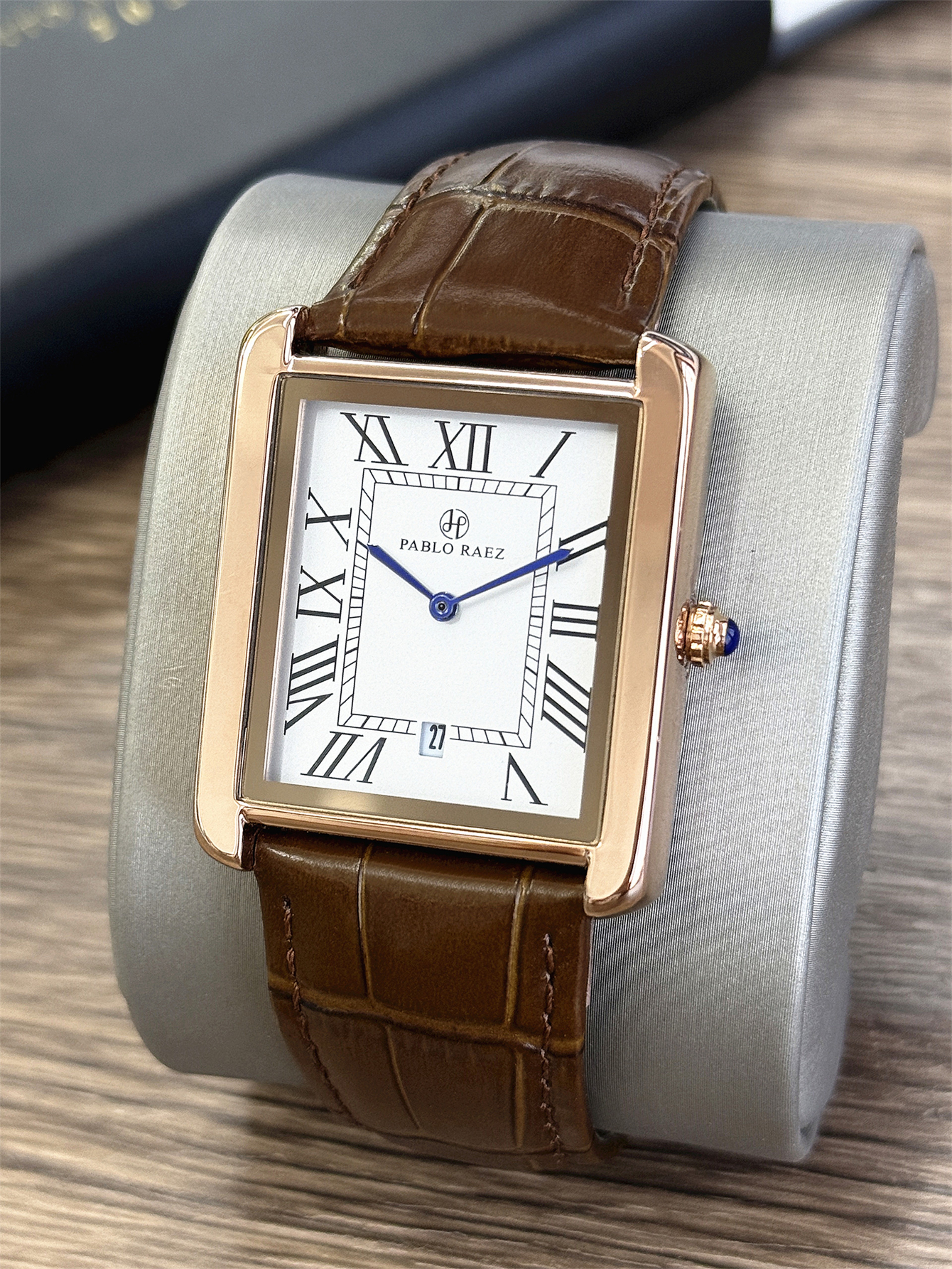 Retro Classic Mens Leather Watch – Waterproof Business Casual Quartz Timepiece with Calendar & Gift Box – view 1